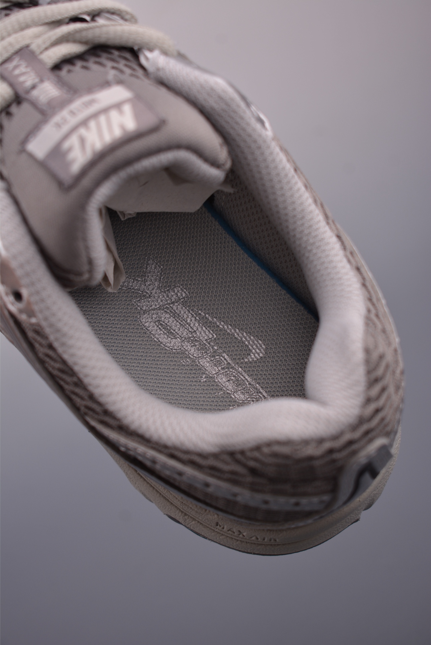 Nike Air Max Moto 2K Running Shoes - Comfortable, Versatile, Low-Profile 10 i1752791834713 8934 0 8