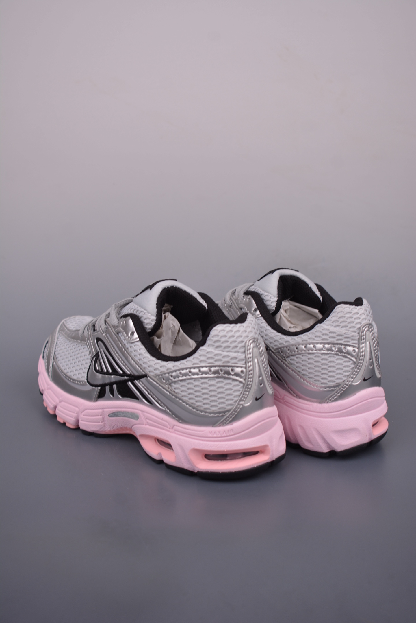 Nike Air Max Moto 2K Silver/Pink Low-Top Running Shoes - Comfort & Style 3 i1752791855288 290 0 1