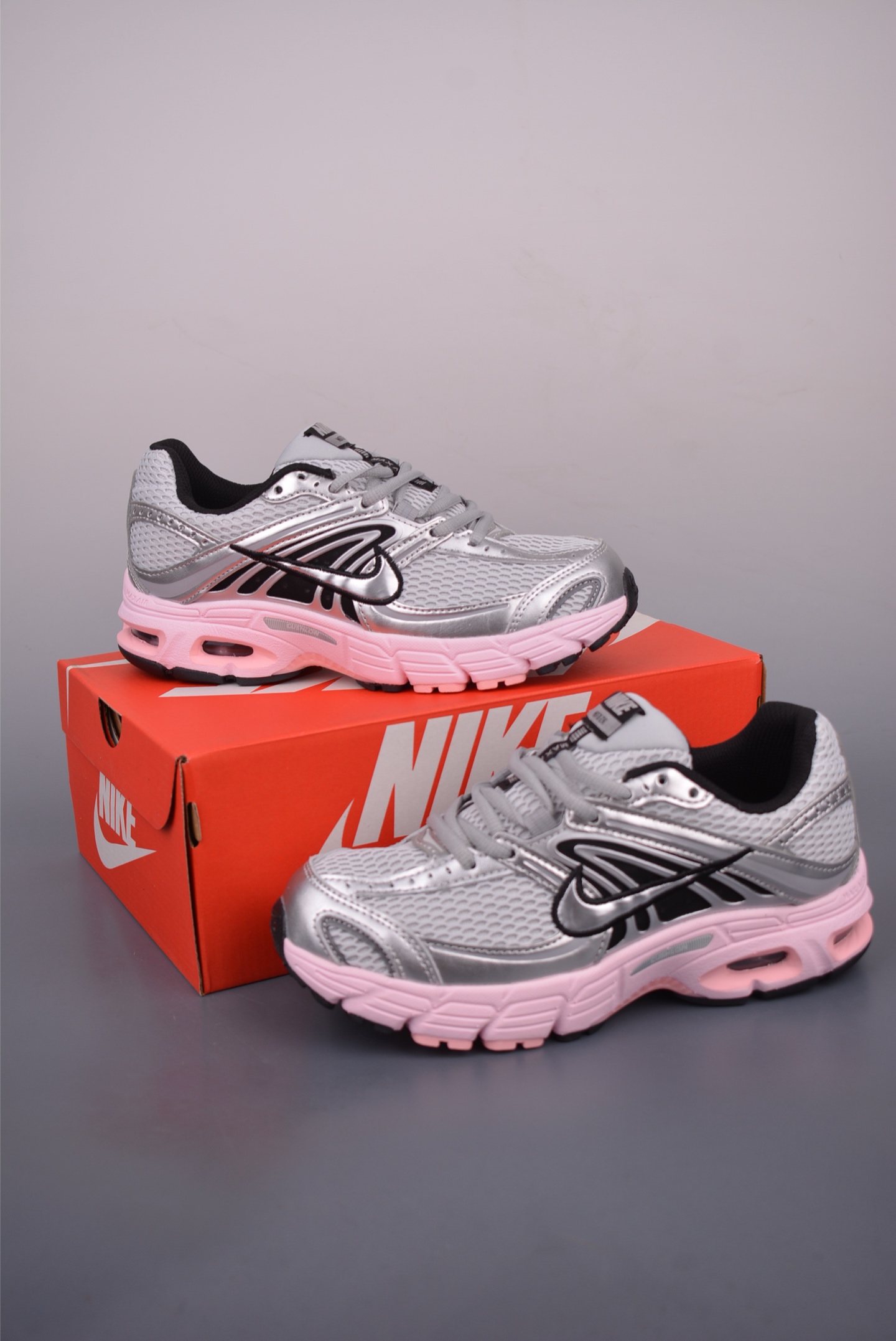 Nike Air Max Moto 2K Silver/Pink Low-Top Running Shoes - Comfort & Style 6 i1752791857456 7178 0 4