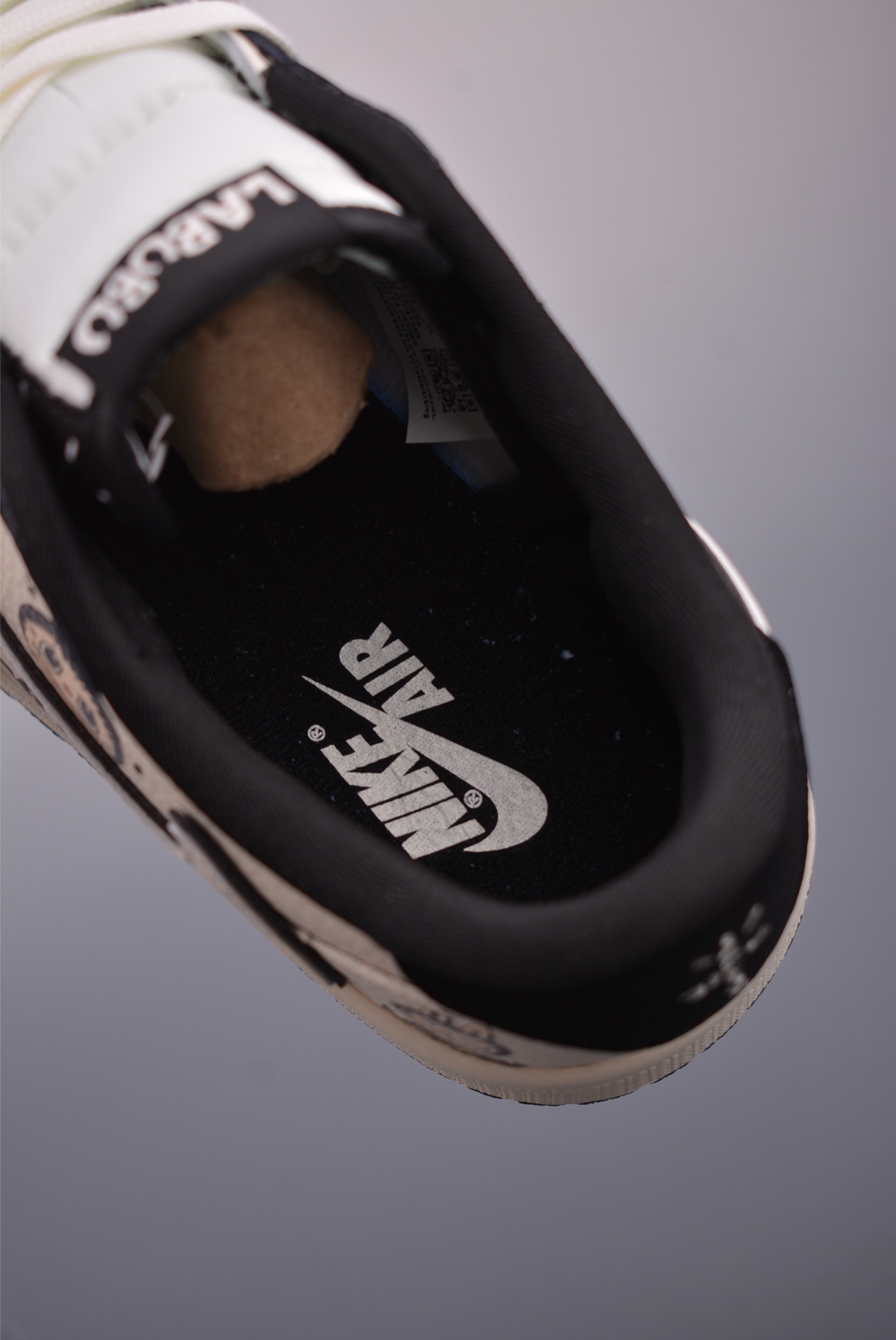 Fragment x Travis Scott x LABUBU Air Jordan 1 Low 三方联名倒钩 XB1979-017-莆田鞋,莆田鞋货源,高仿鞋,高仿鞋货源,安福档口,莆田高仿鞋,莆田鞋批发,高仿鞋批发,莆田高仿运动鞋,高仿运动鞋,莆田运动鞋 Fragment x Travis Scott x LABUBU Air Jordan 1 Low 三方联名倒钩 XB1979-017