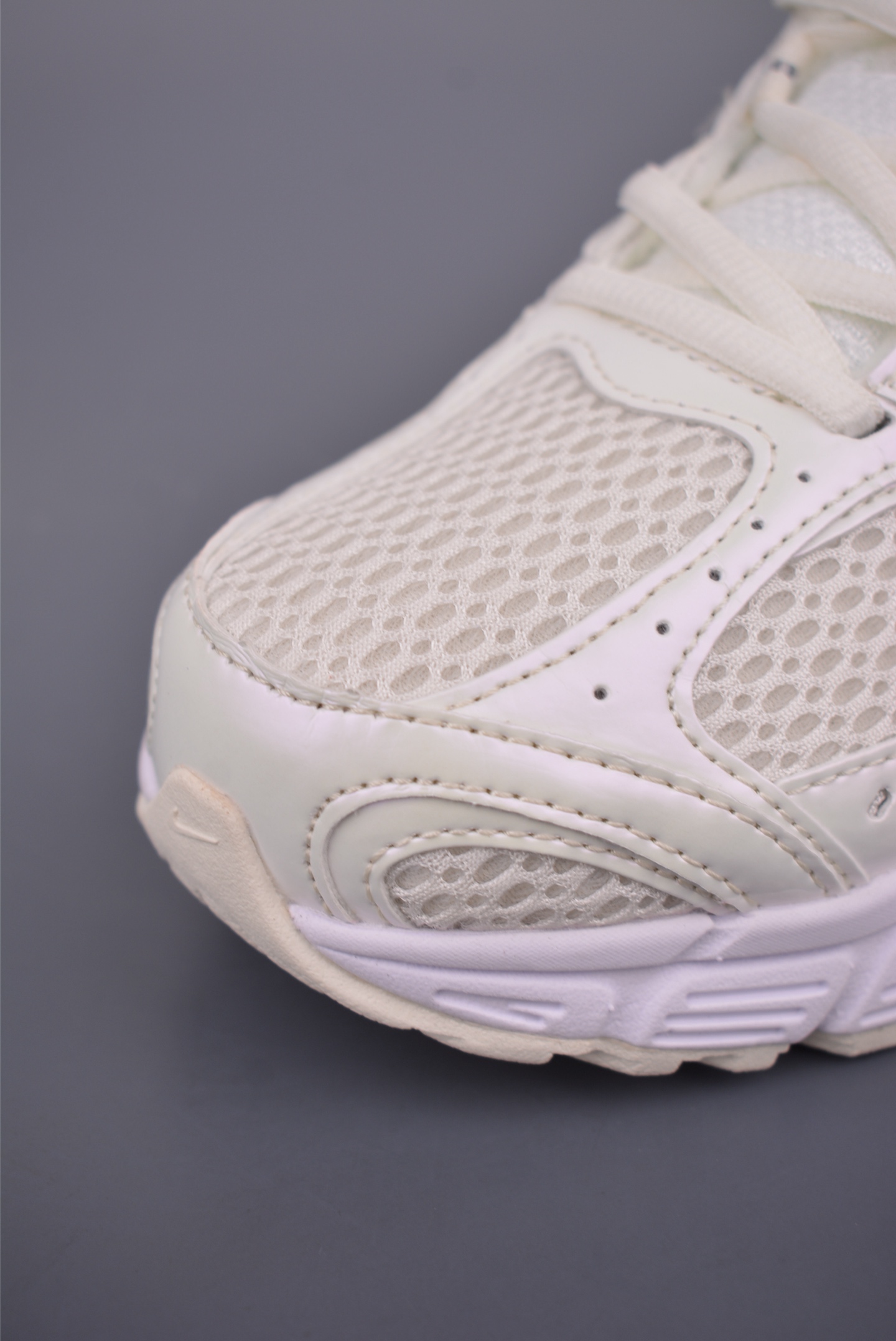 Nike V5 RNR Running Shoes - Comfortable, Stylish, and Versatile for Daily Wear 6 i1752792203239 7639 0 5