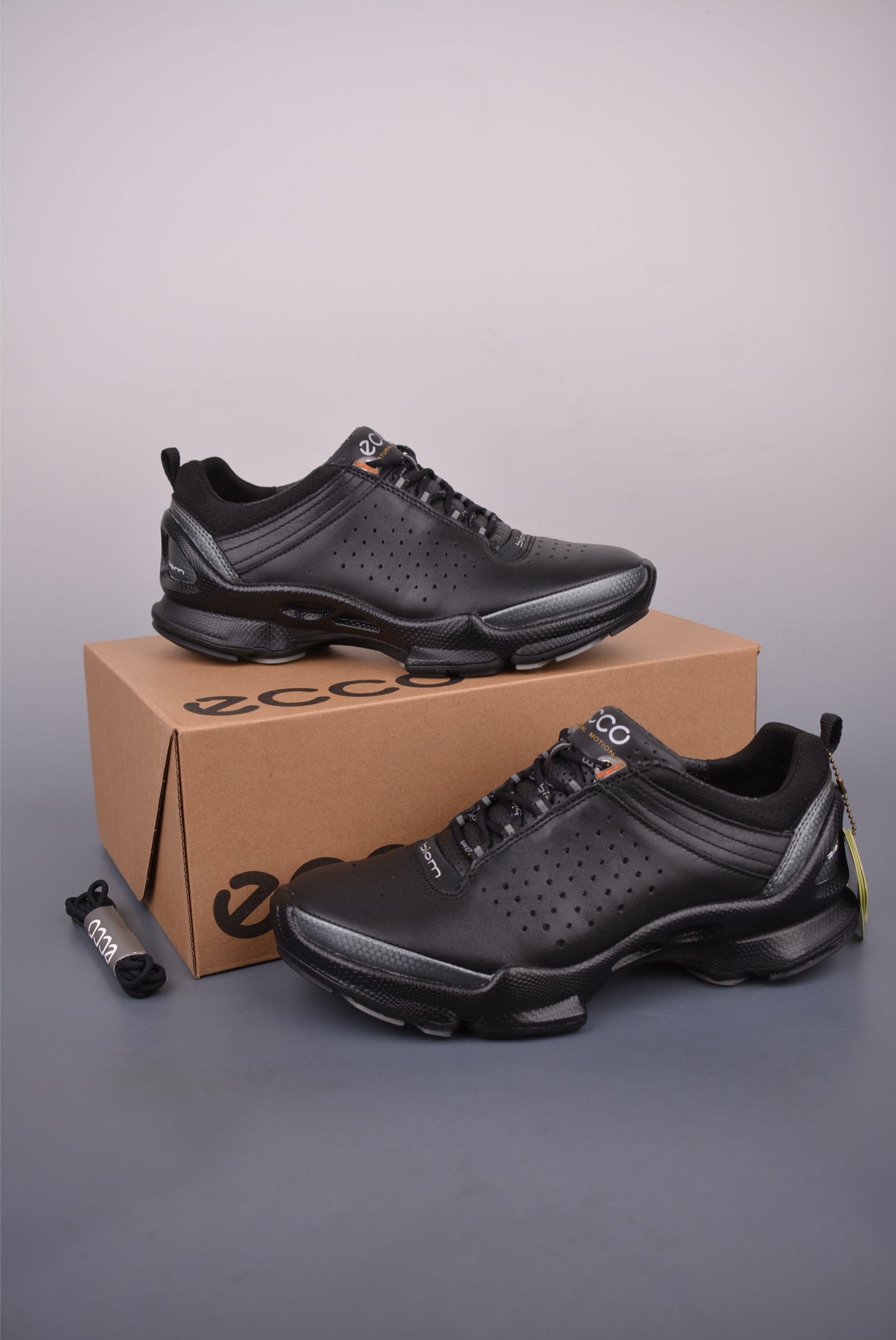 ECCO Men's BIOM 2.0 Sneakers - Lightweight, Breathable Leather Athletic Shoes 5 i1752792667896 2766 0 4