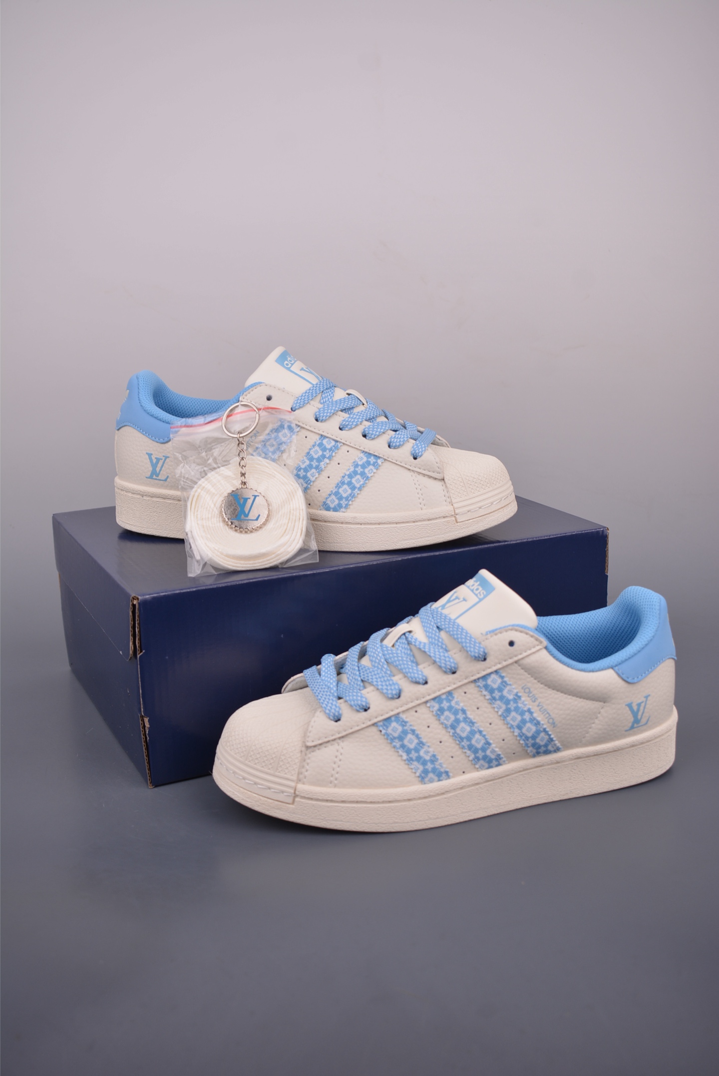 Adidas Originals Superstar 2025 x Louis Vuitton Limited Edition Sneakers 1 i1752793100465 4471 0 0