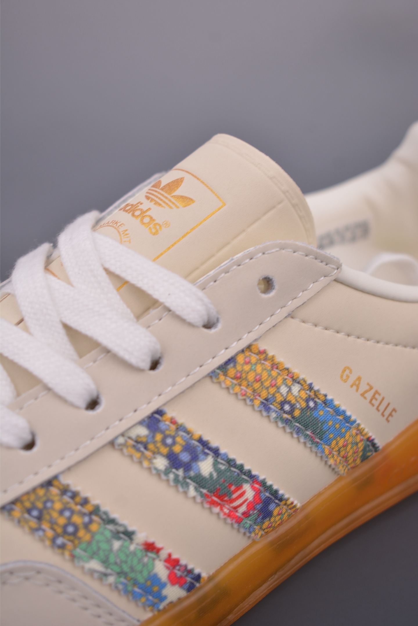 Adidas Originals Gazelle Indoor Floral Accents Low-Top Sneakers - Casual & Stylish 8 i1752873118715 3188 0 6