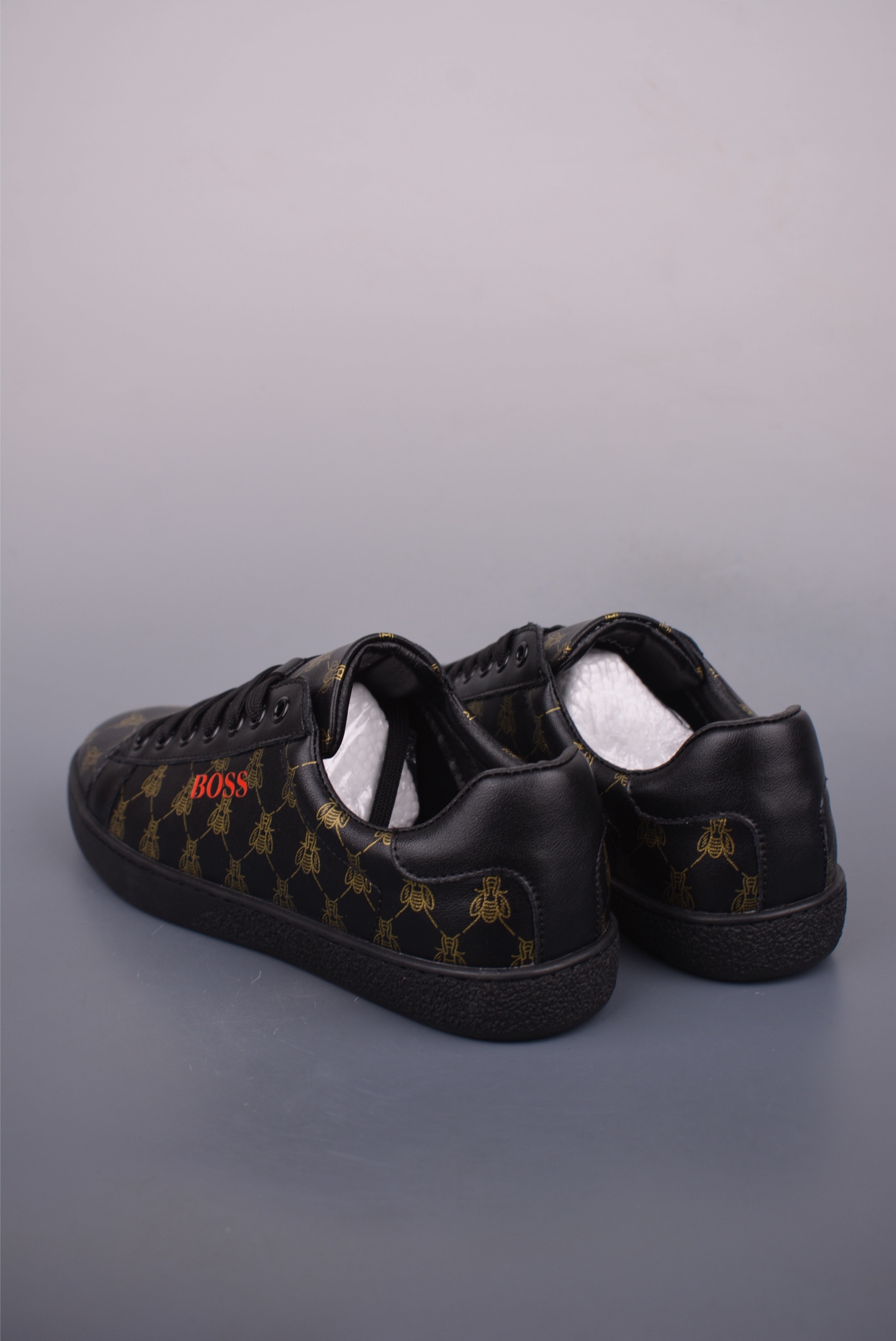 BOSS Hugo Boss Leather Sneakers Designer Casual Shoes for Men, Sizes 39-44 2 i1752877669188 6816 0 1