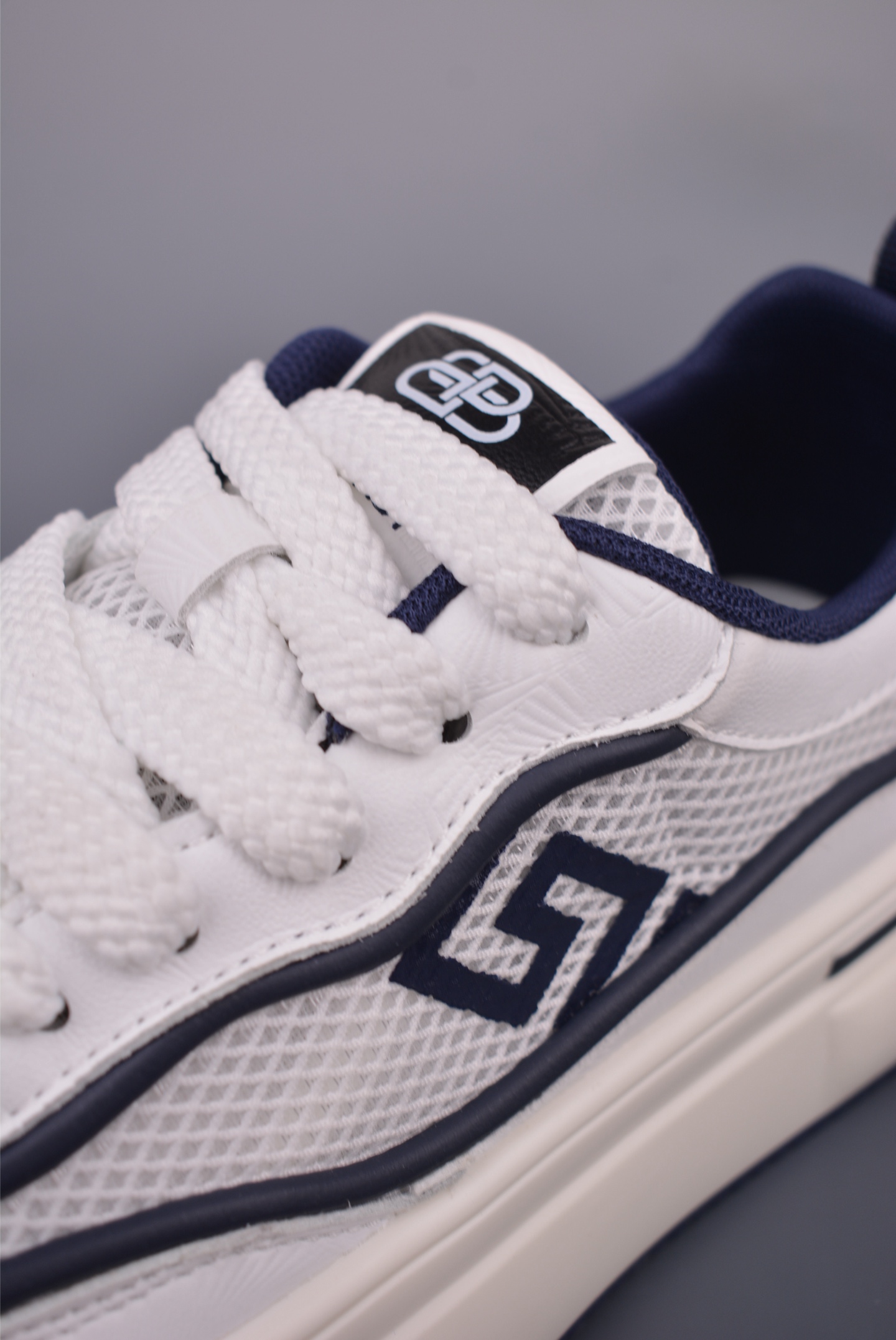 Balenciaga White & Navy Low-Top Sneakers - Comfortable, Trendy & Versatile 8 i1752877969088 7918 0 6