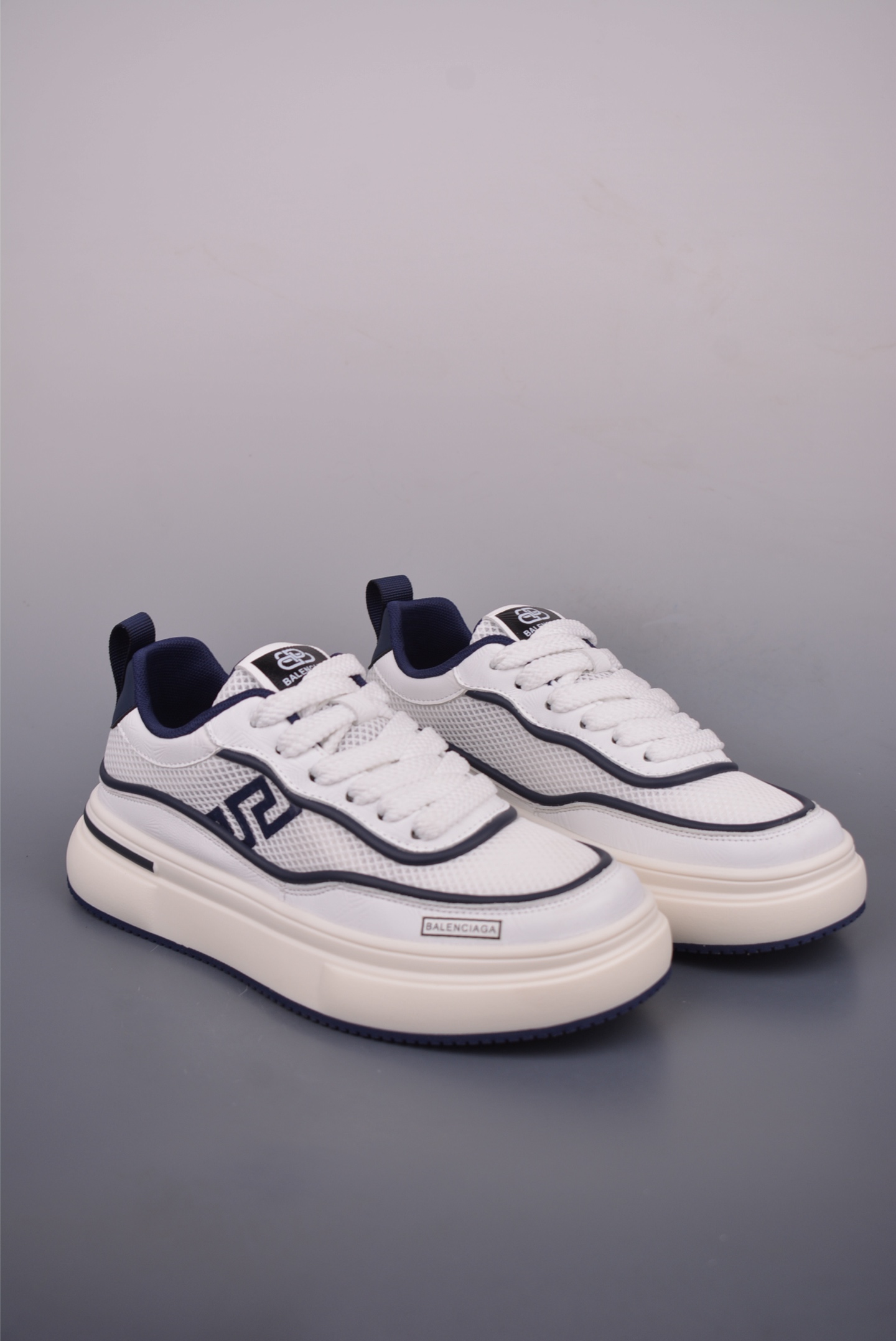 Balenciaga White & Navy Low-Top Sneakers - Comfortable, Trendy & Versatile 2 i1752877969121 5308 0 0