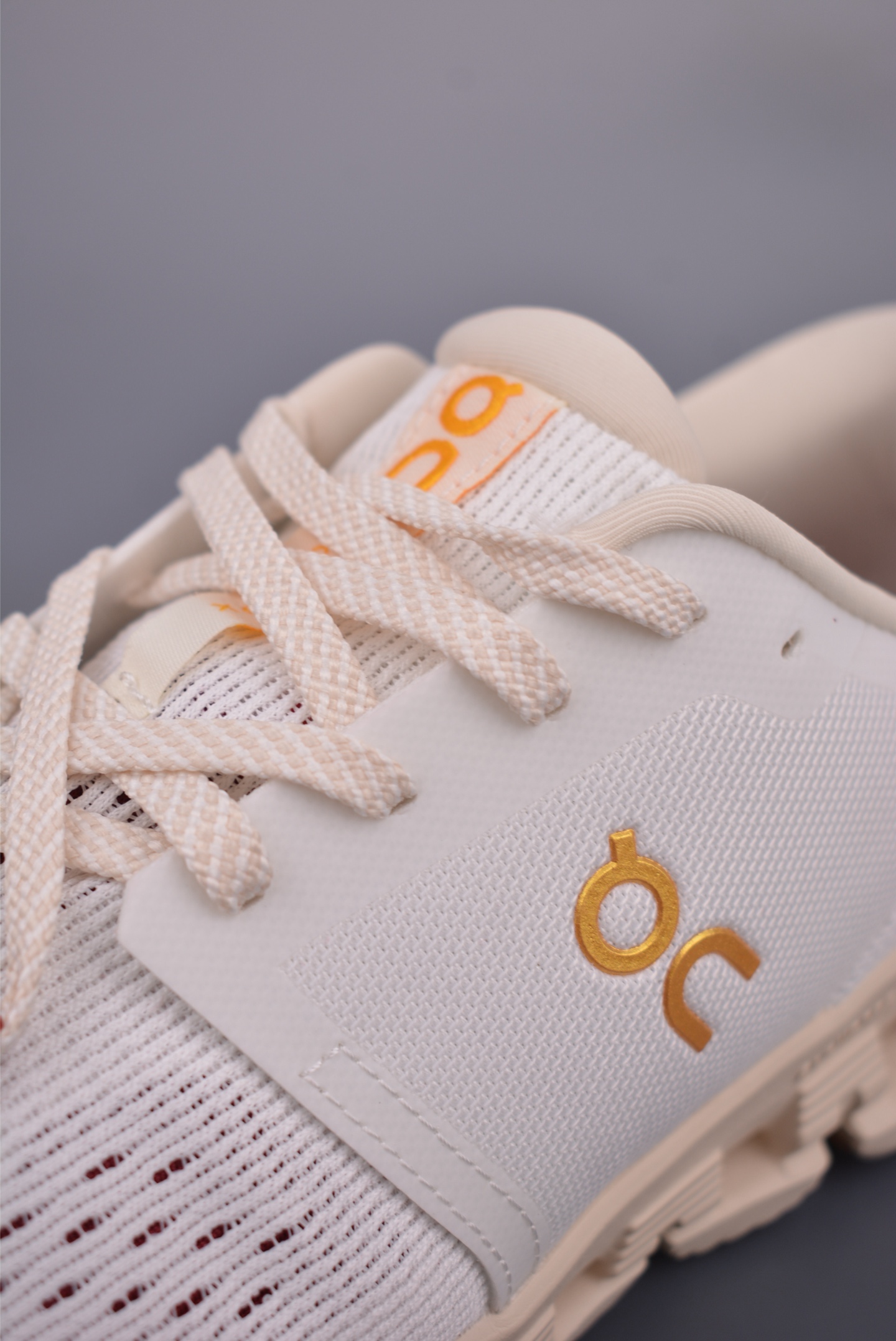 On Cloud X 4 Running Shoes - Outdoor Street Style, Lightweight, Breathable 7 i1752878850597 8963 0 6