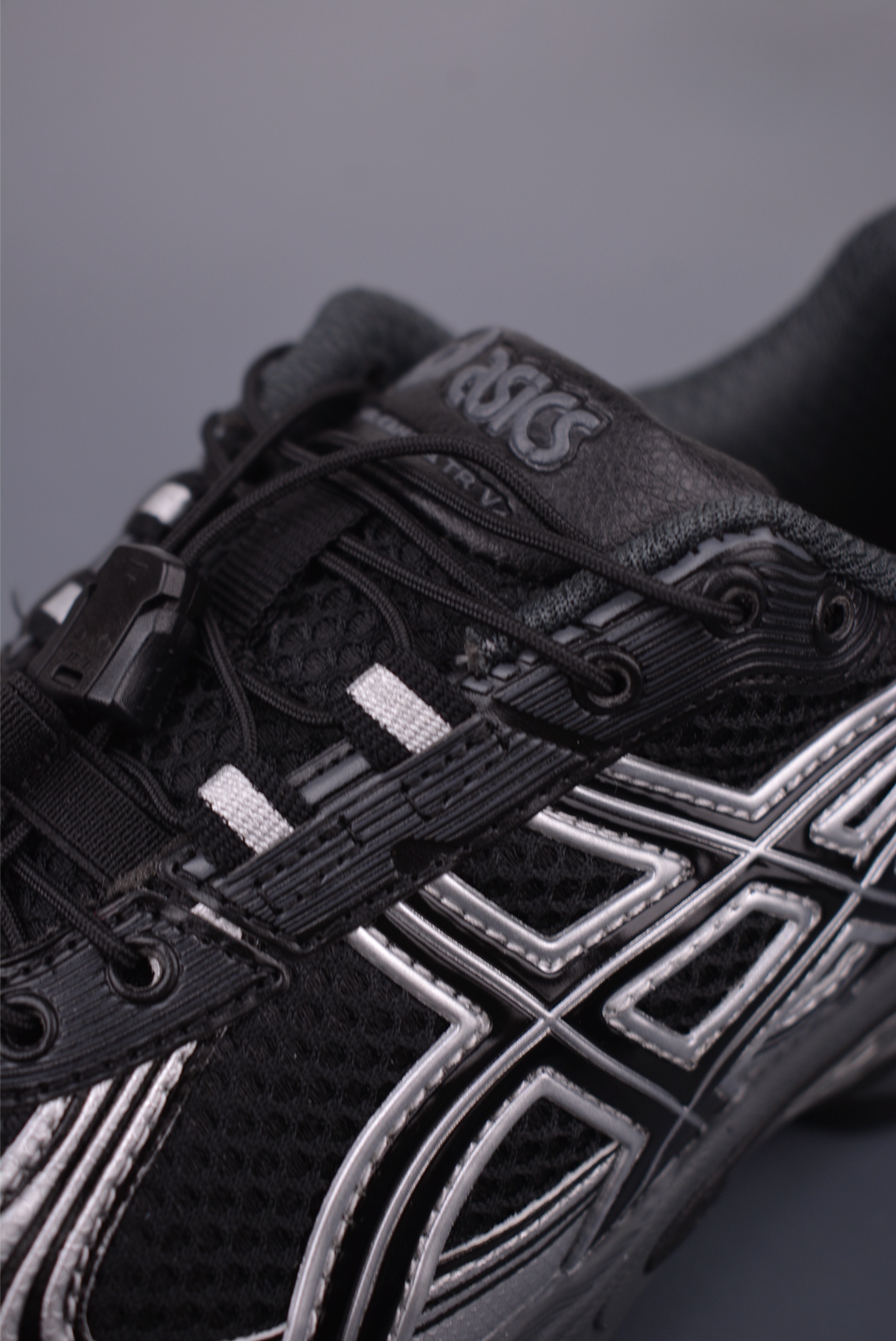 Asics GEL-Kahana TR V4: Breathable Low-Top Sneakers for Modern Outdoor Style 7 i1752878921970 345 0 6