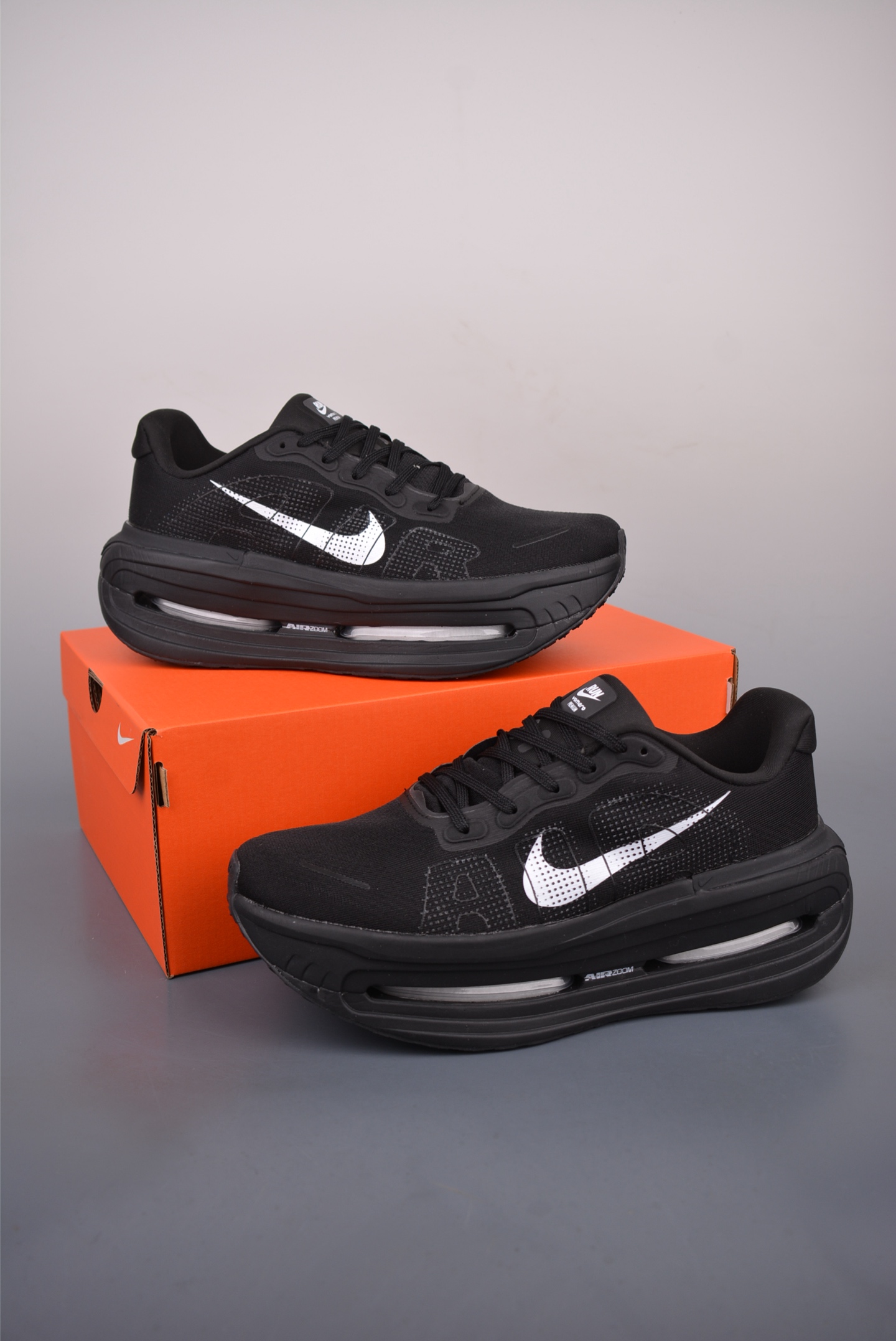 Nike Vomero Premium Air Cushion Running Shoes - Comfortable, Durable, Stylish 5 i1752954912626 4896 0 4