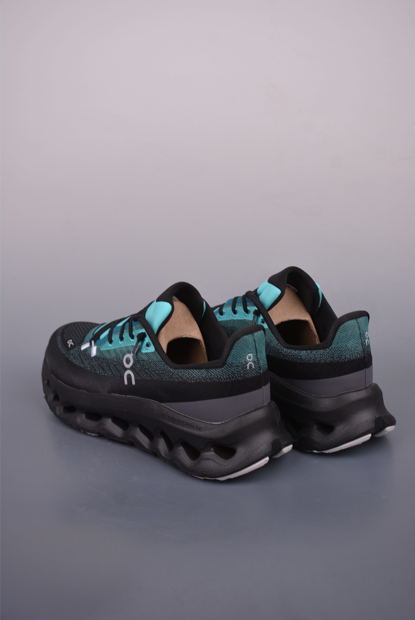 On Cloudtilt Running Shoes - Outdoor Street Style - CloudTec Sole - Lightweight 2 i1752956857544 4828 0 1