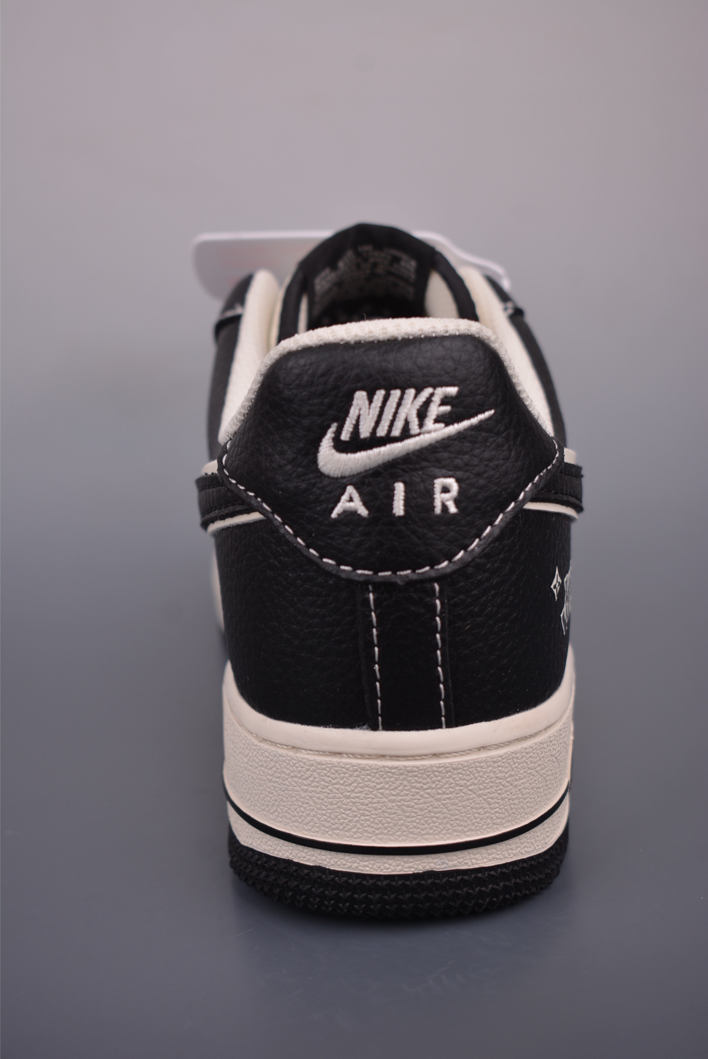 Nike Air Force 1 Low Louis Vuitton Collab Sneakers - Limited Edition 5 i1752956986560 6895 0 3