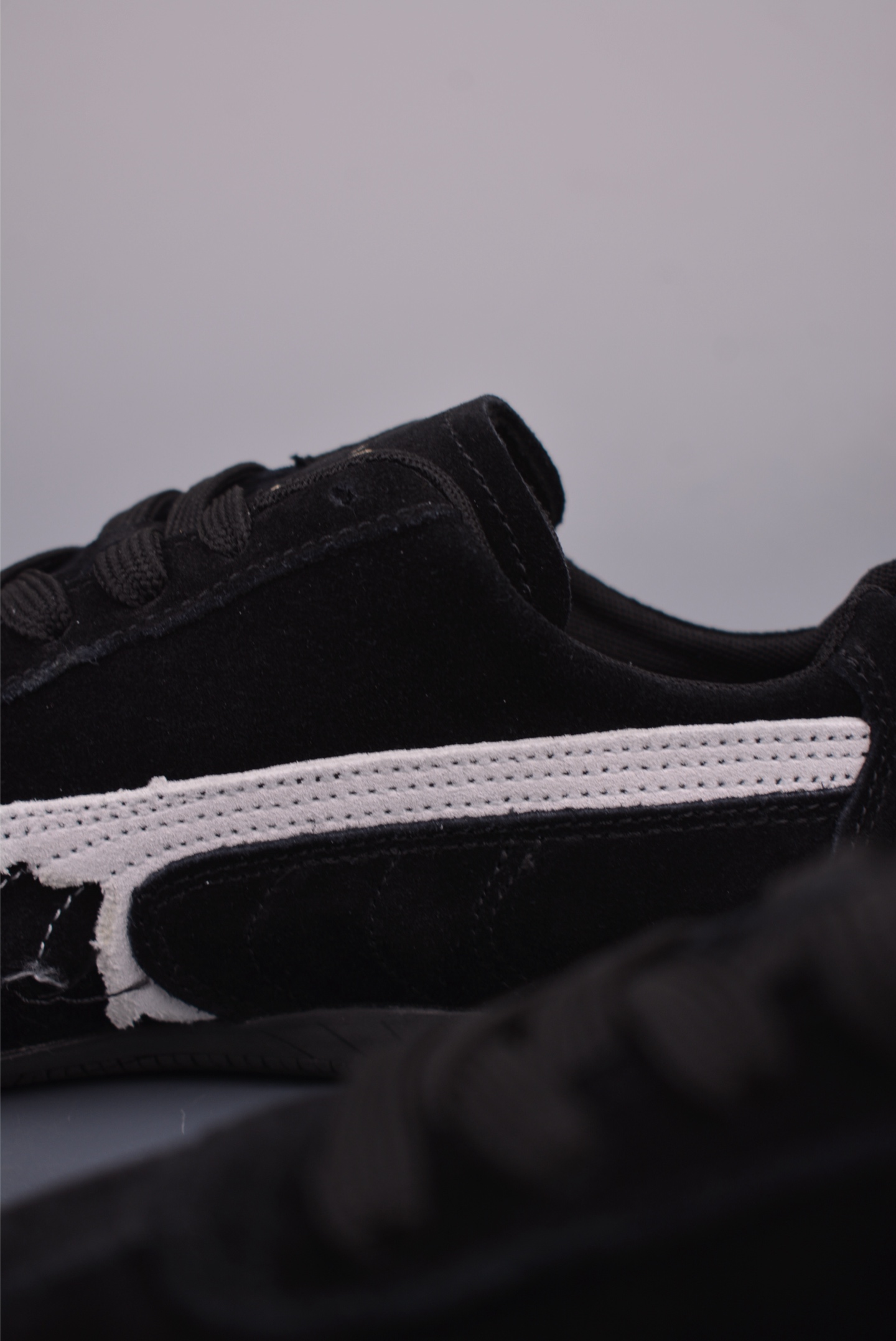 Puma Speedcat x Balenciaga Low-Top Sneakers - Black Suede Racing Shoes 8 i1752958100033 121 0 7