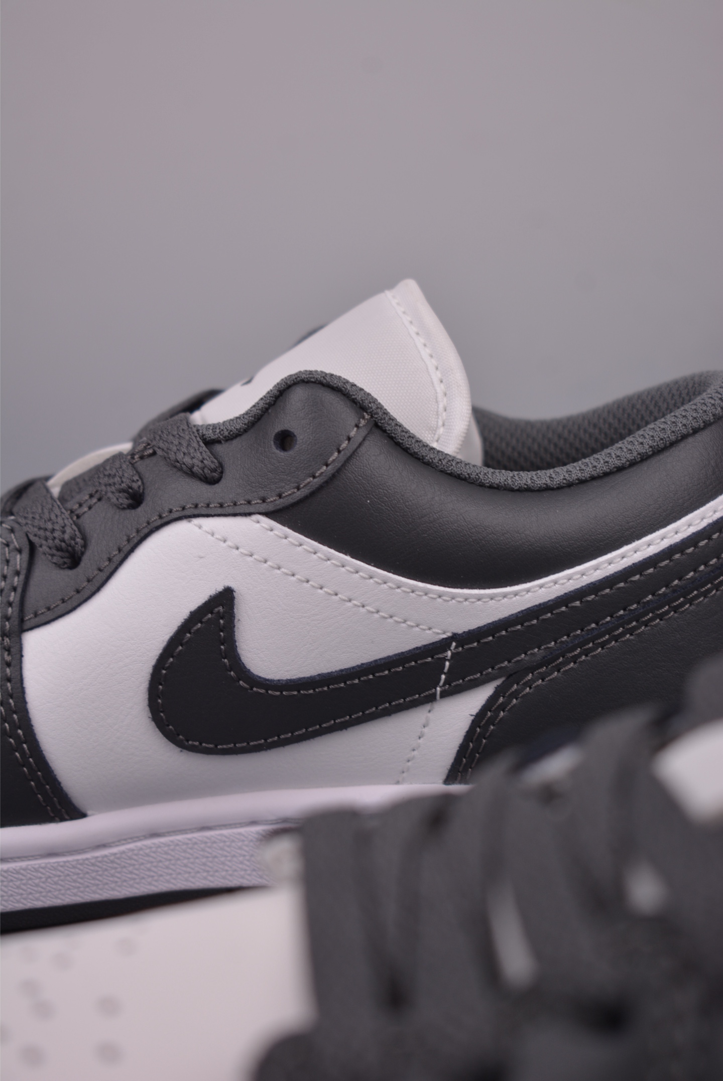 Air Jordan 1 Low Grey/White Original Leather Sneakers - Premium Quality 9 i1752959377922 3580 0 7