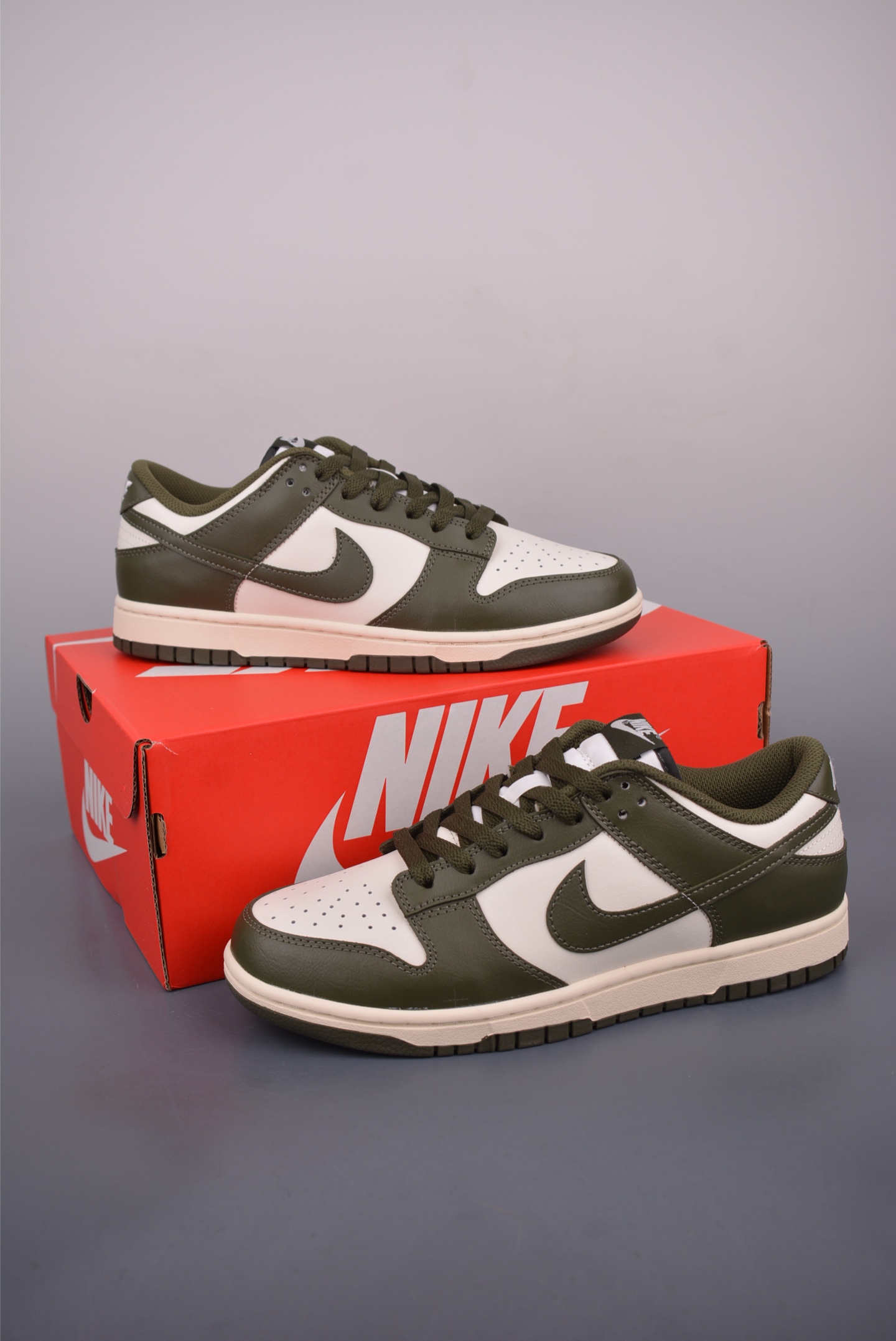 Nike SB Dunk Low Military Green - High Quality, Perfect Details 5 i1752960963705 2880 0 4
