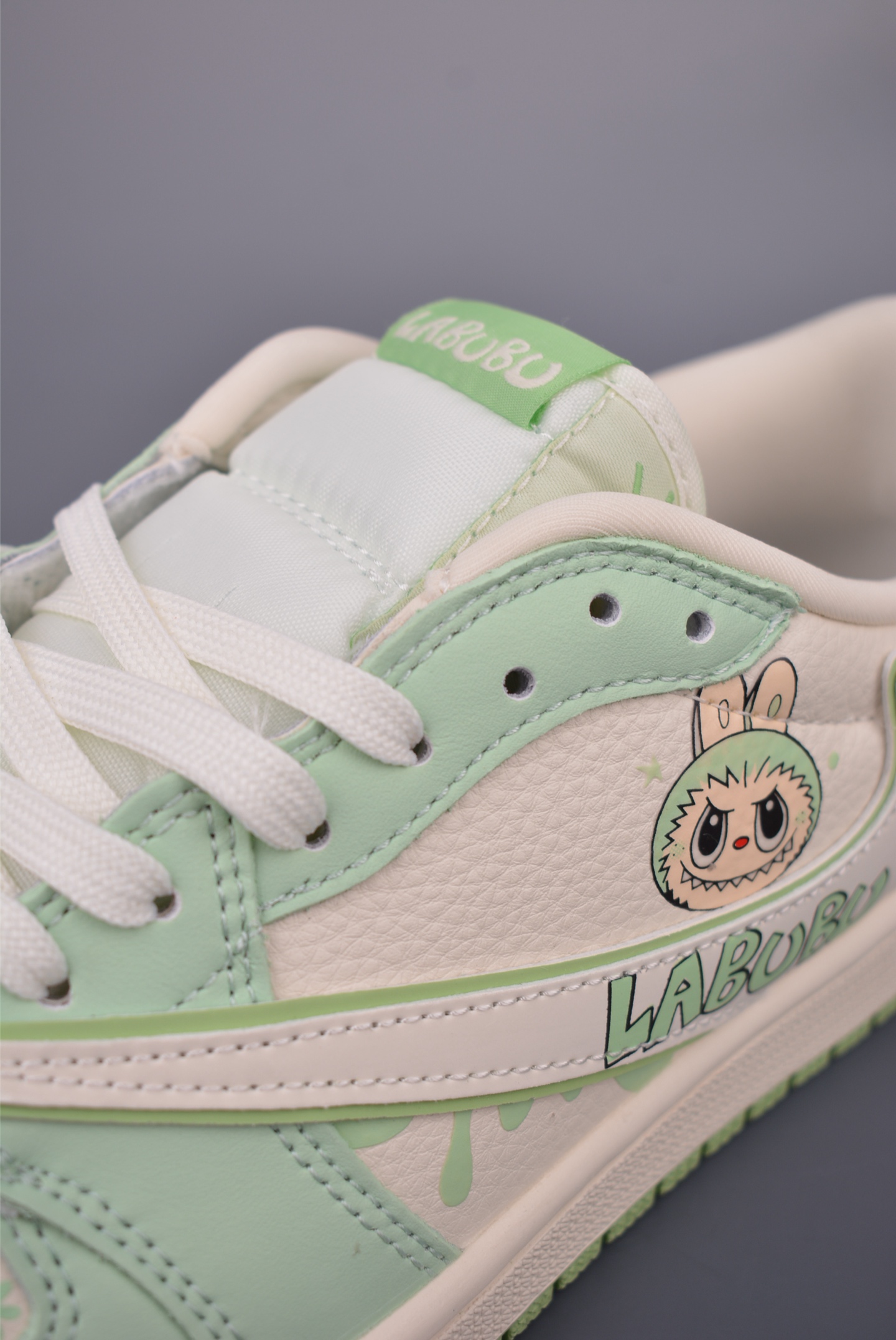 Fragment x Travis Scott x LABUBU Air Jordan 1 Low 三方联名倒钩 XB1979-018