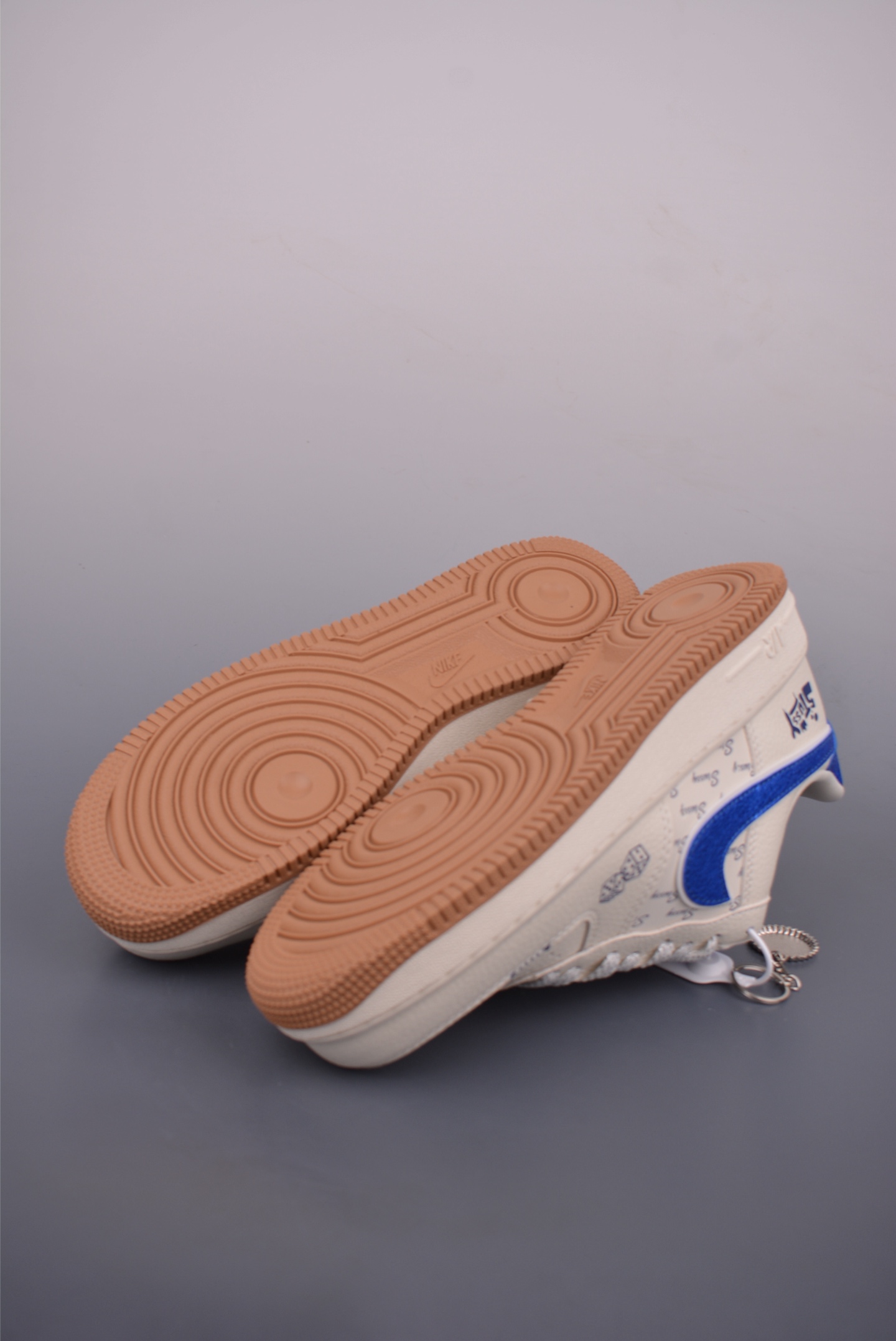 Nike Air Force 1 Low STUSSY联名 KJ1688-006