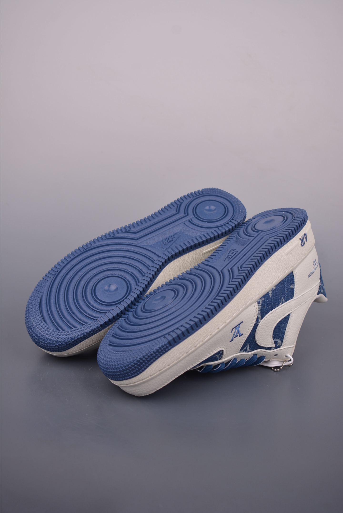 Nike Air Force 1 Low LV联名 SC9207-536