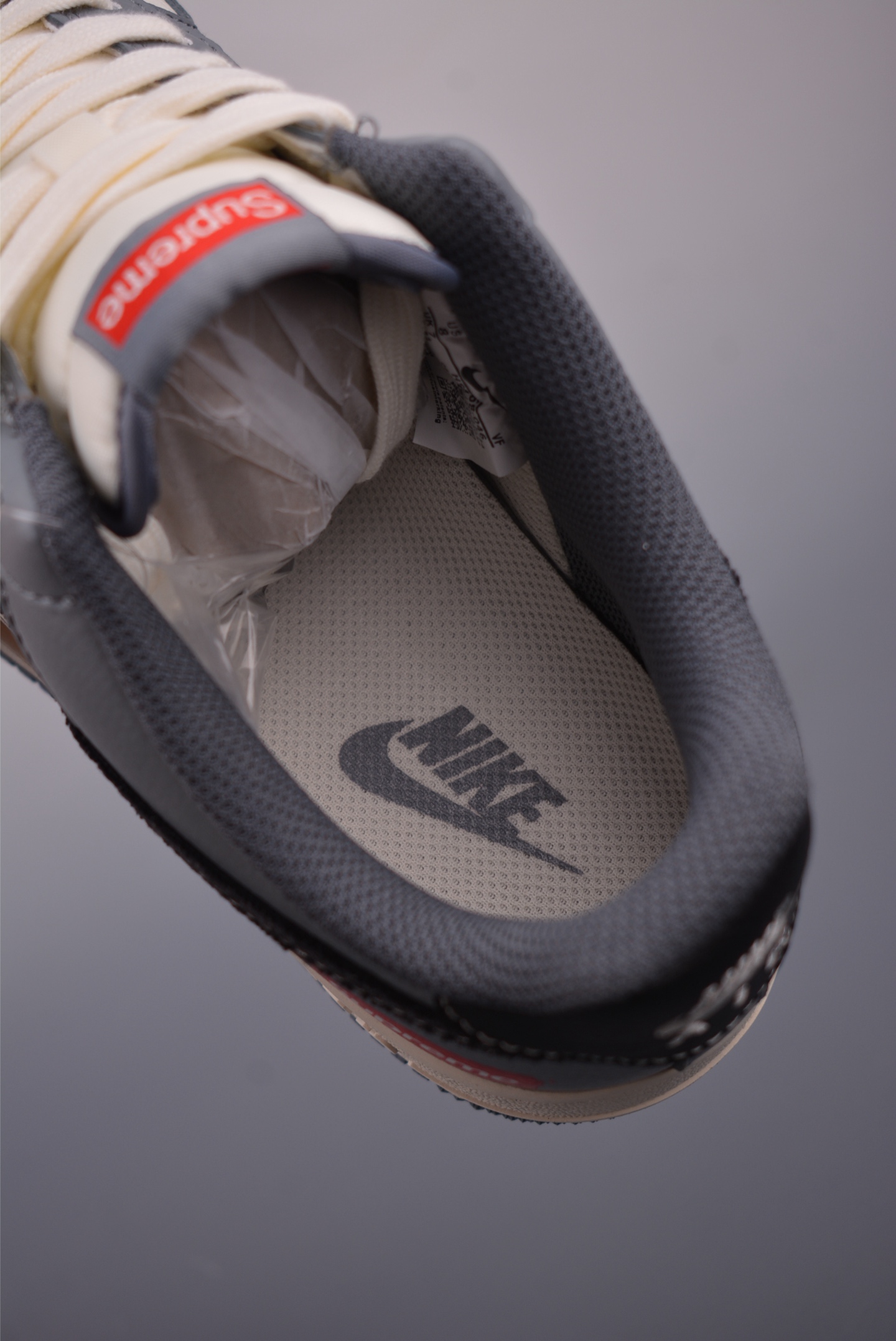 Nike X Supreme Air Force 1 Low Grey Sneakers - Limited Edition Style 10 i1753138718165 2164 0 8