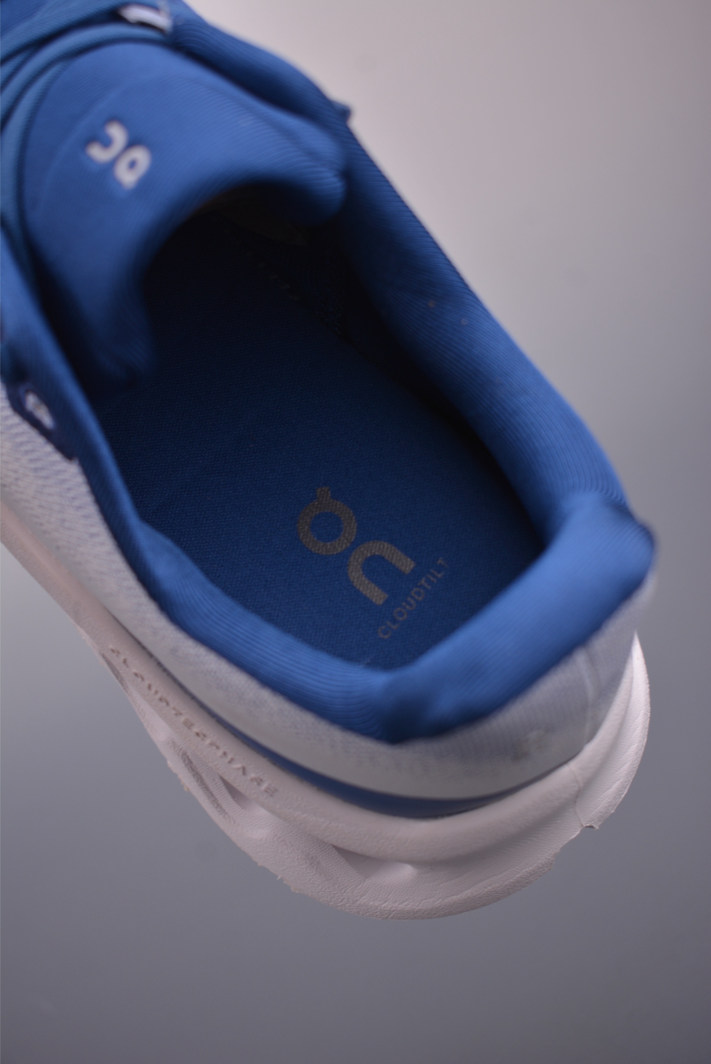 On Running Cloudtilt Outdoor Street Style Sneakers Cloud Hi Edge - Urban Explorer 10 i1753140133113 4230 0 8