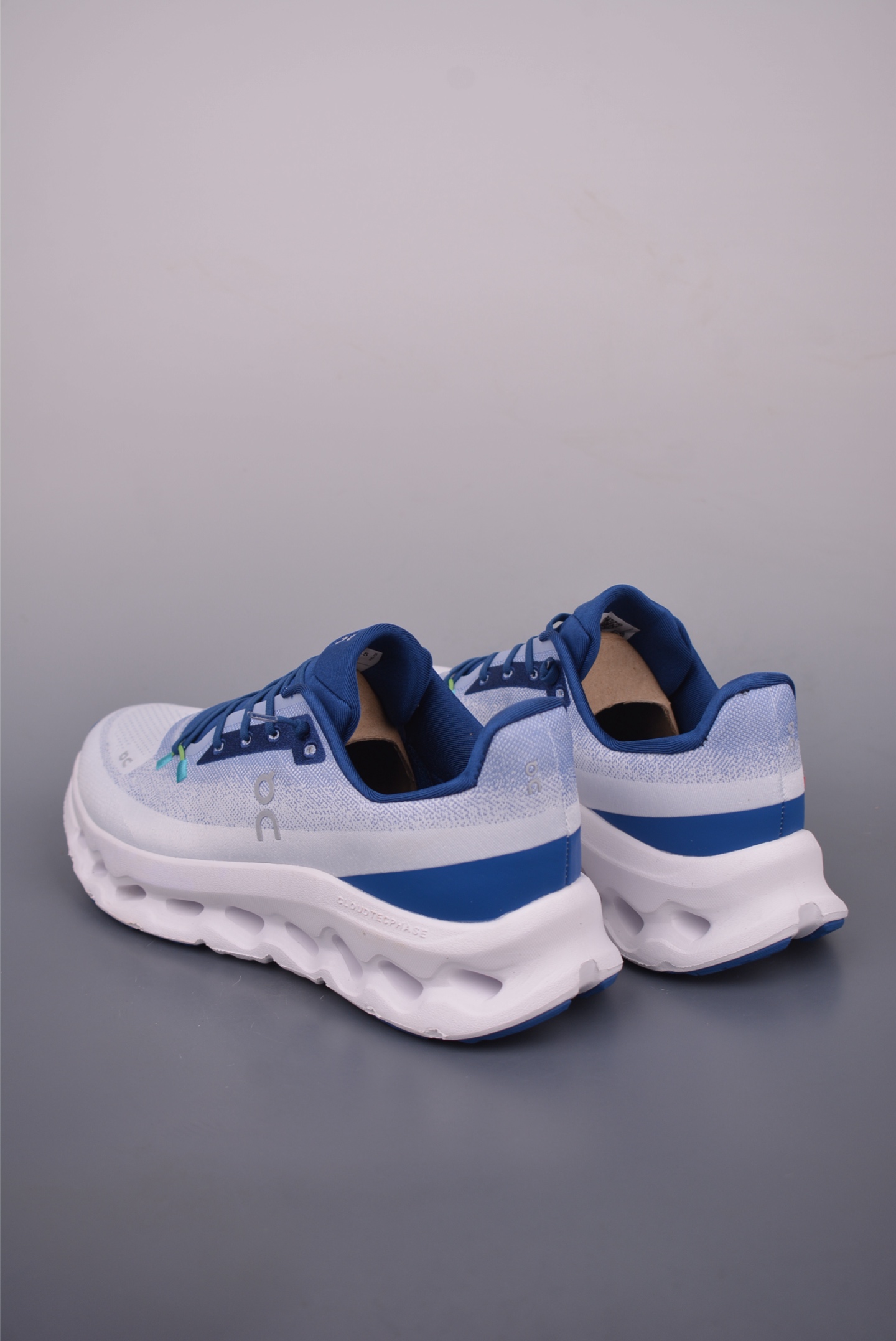 On Running Cloudtilt Outdoor Street Style Sneakers Cloud Hi Edge - Urban Explorer 3 i1753140134848 4702 0 1