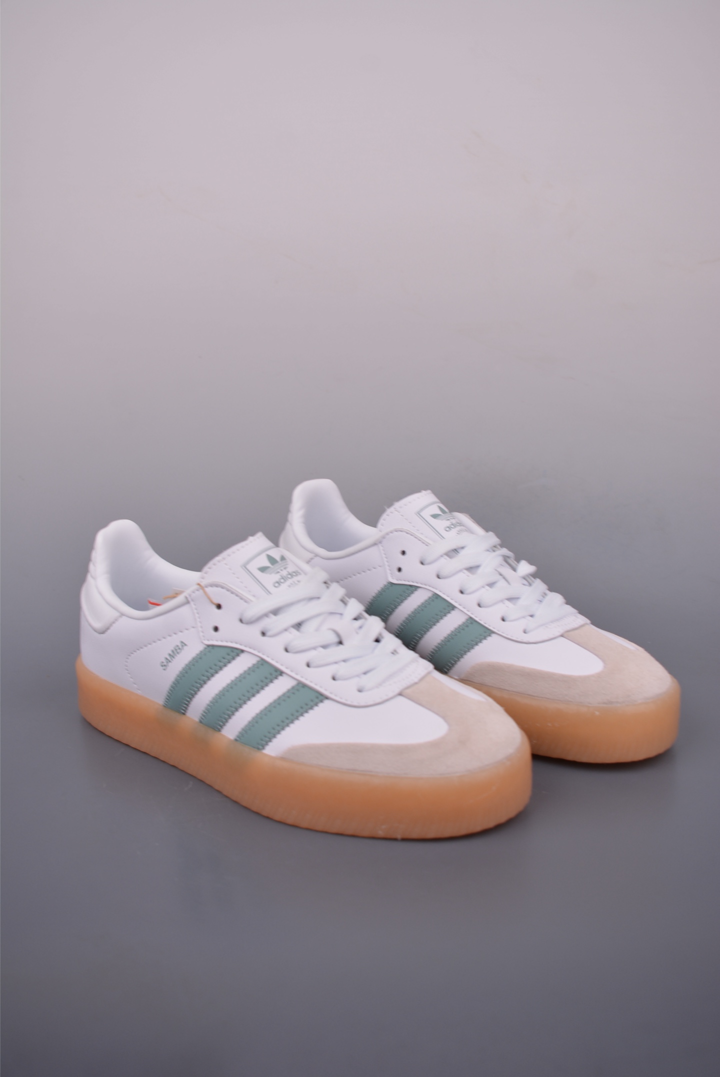 Adidas Samba Valentine's Day Edition Casual Platform Sneakers - Stylish & Trendy 2 i1753140263820 9383 0 0