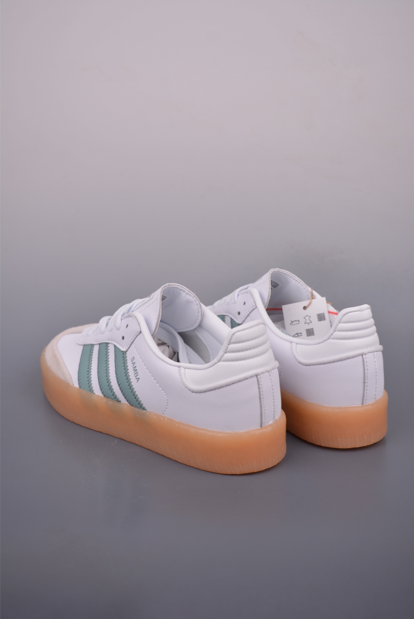 Adidas Samba Valentine's Day Edition Casual Platform Sneakers - Stylish & Trendy 3 i1753140266043 1583 0 1