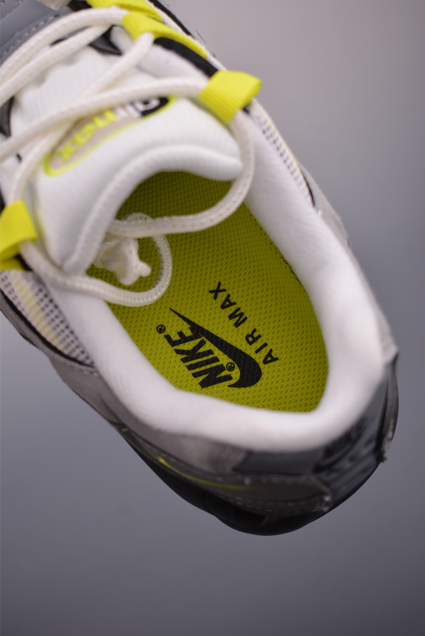 Nike Air Max 95: Iconic Design, Ultimate Comfort, and Air Cushioning 10 i1753140456528 1514 0 8