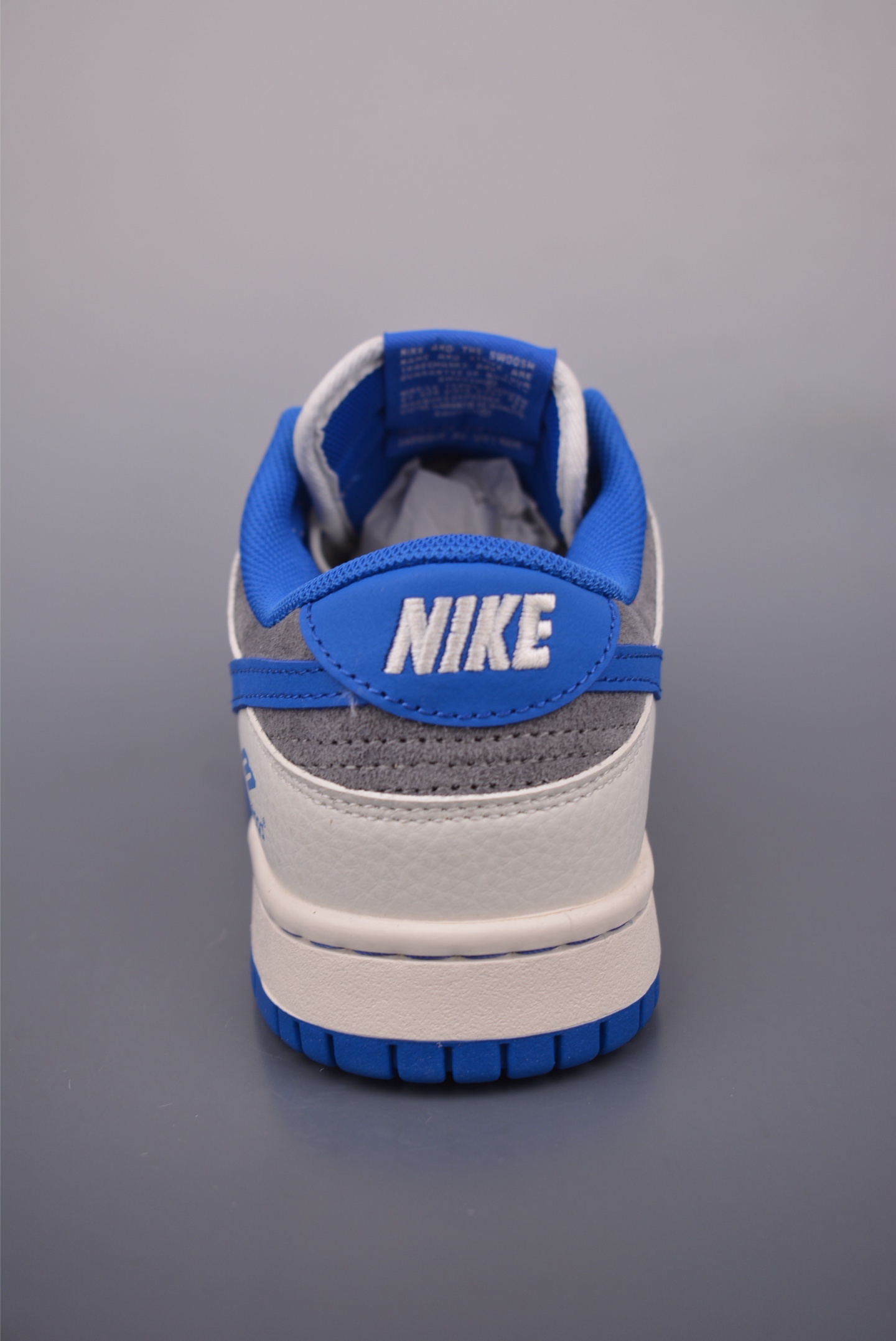 Nike SB Dunk Low Balenciaga: Premium Leather, Exclusive Design, Ultimate Comfort 4 i1753140712998 7688 0 3