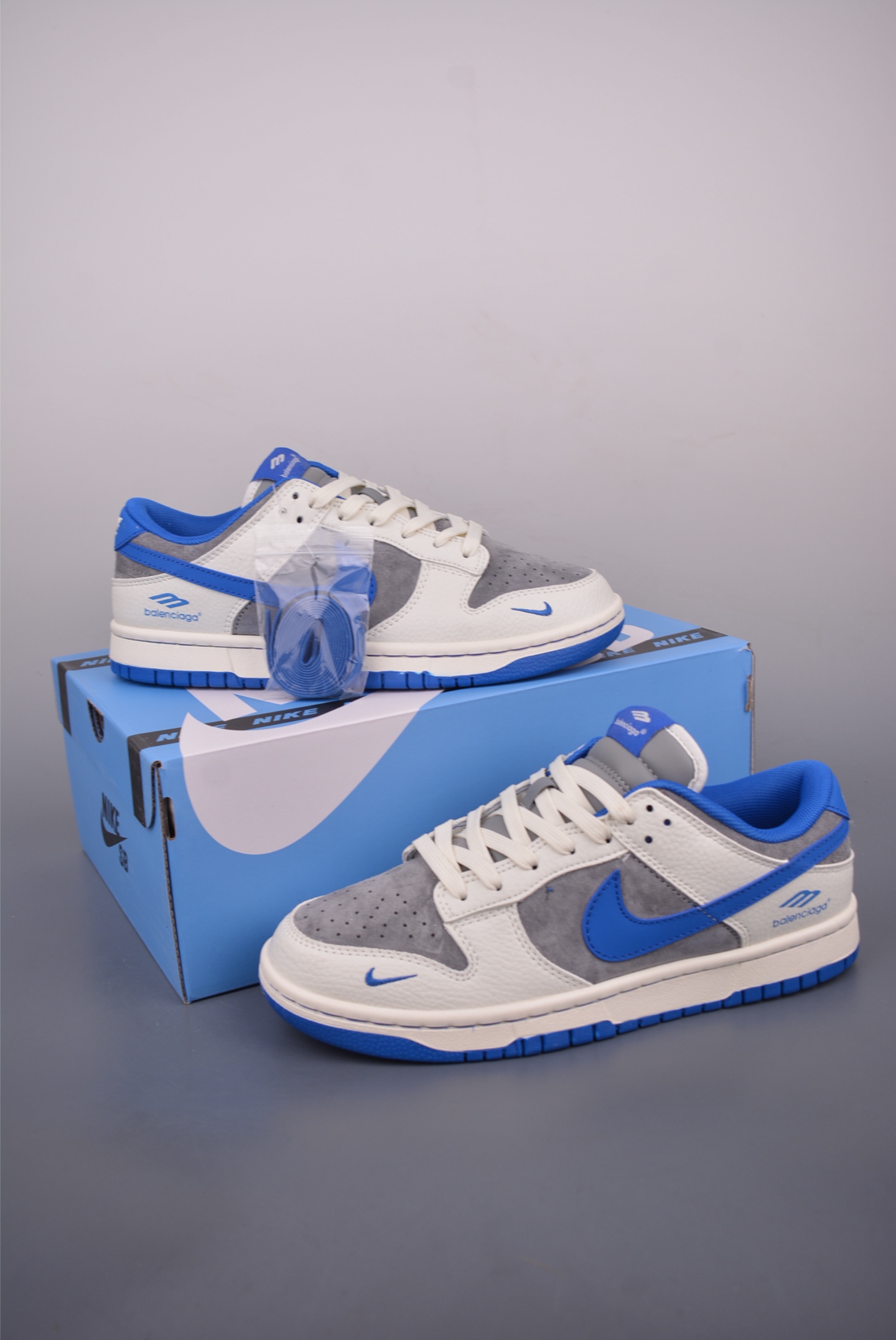 Nike SB Dunk Low Balenciaga: Premium Leather, Exclusive Design, Ultimate Comfort 5 i1753140714686 2199 0 4