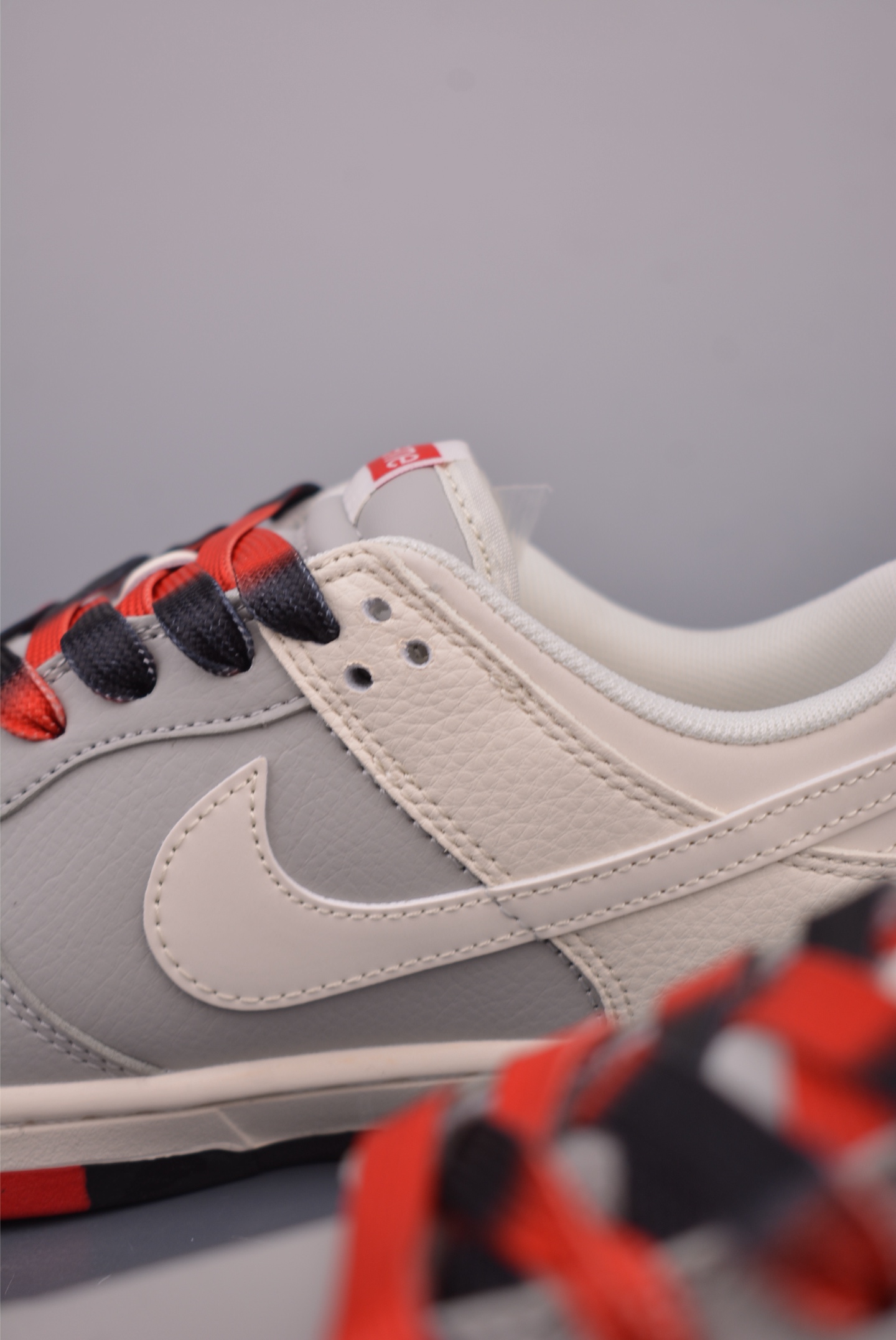 Nike SB Dunk Low Supreme Collab Premium Quality Sneakers - Ultimate Comfort 8 i1753140774782 8791 0 7