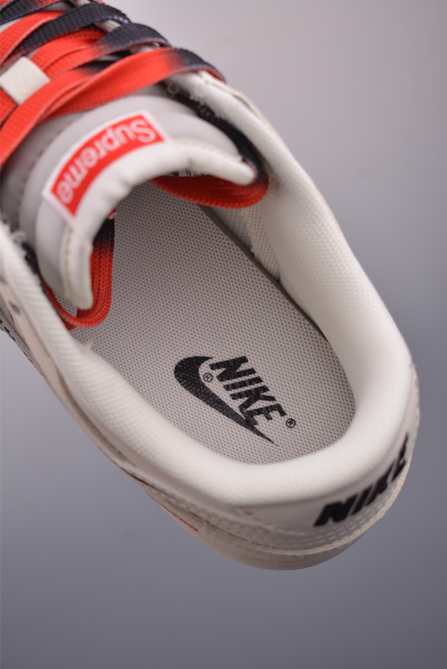 Nike SB Dunk Low Supreme Collab Premium Quality Sneakers - Ultimate Comfort 9 i1753140776376 6679 0 8