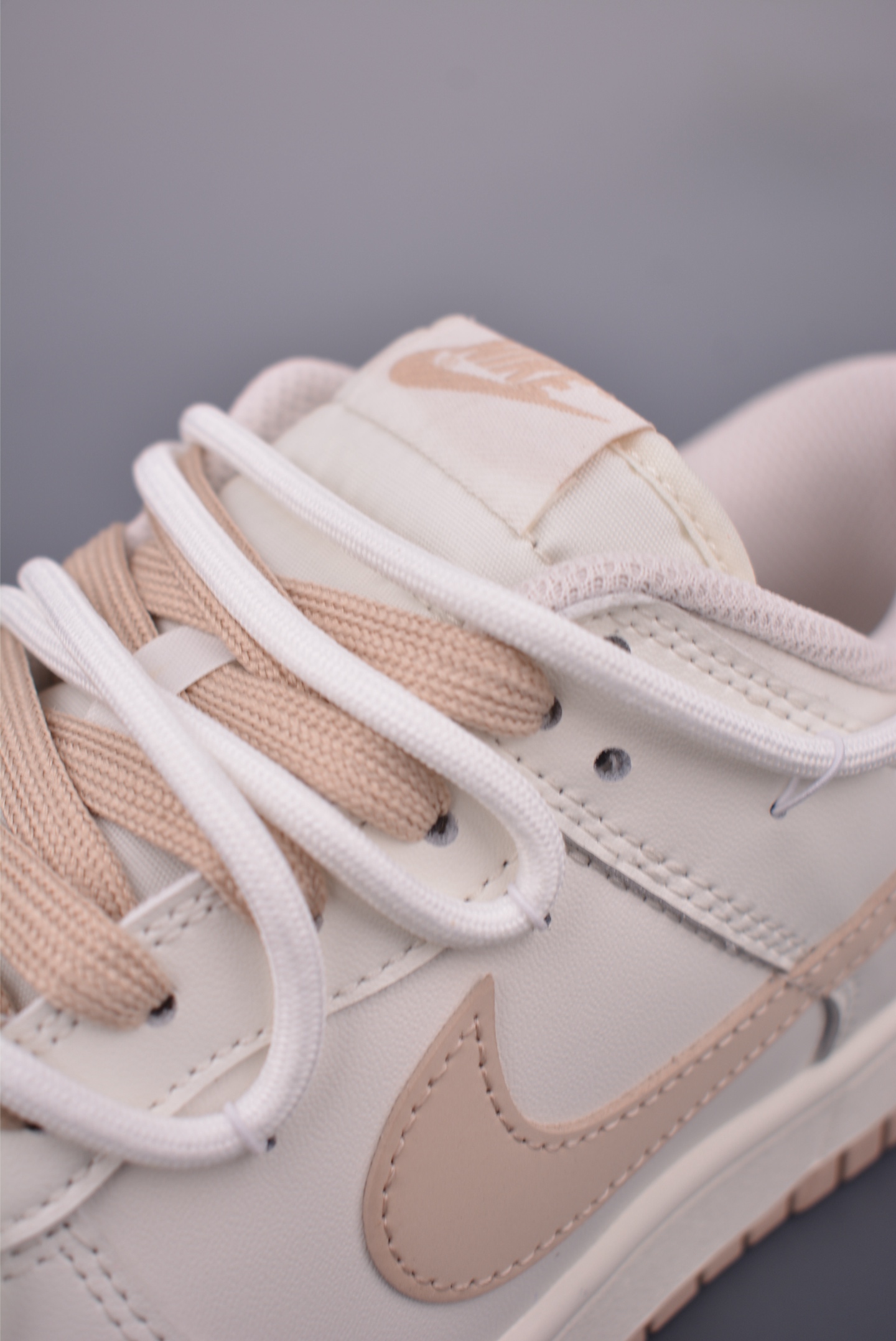 Nike SB Dunk Low "Just Do It" Deconstructed Sneakers - Premium Quality & Comfort 8 i1753140947713 7601 0 6