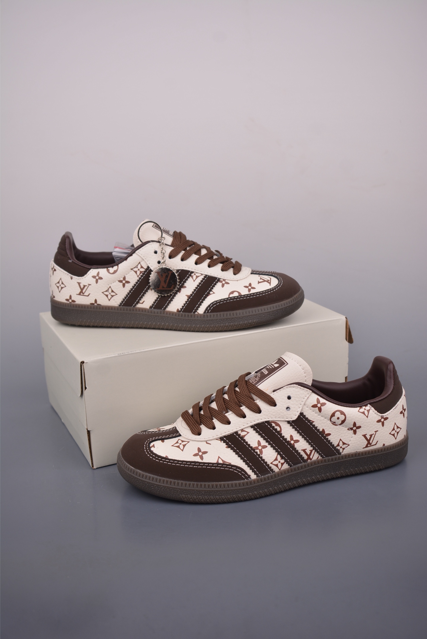 Adidas Samba OG DIY Custom Louis Vuitton Edition Retro Sneakers 2 i1753141673247 8693 0 0