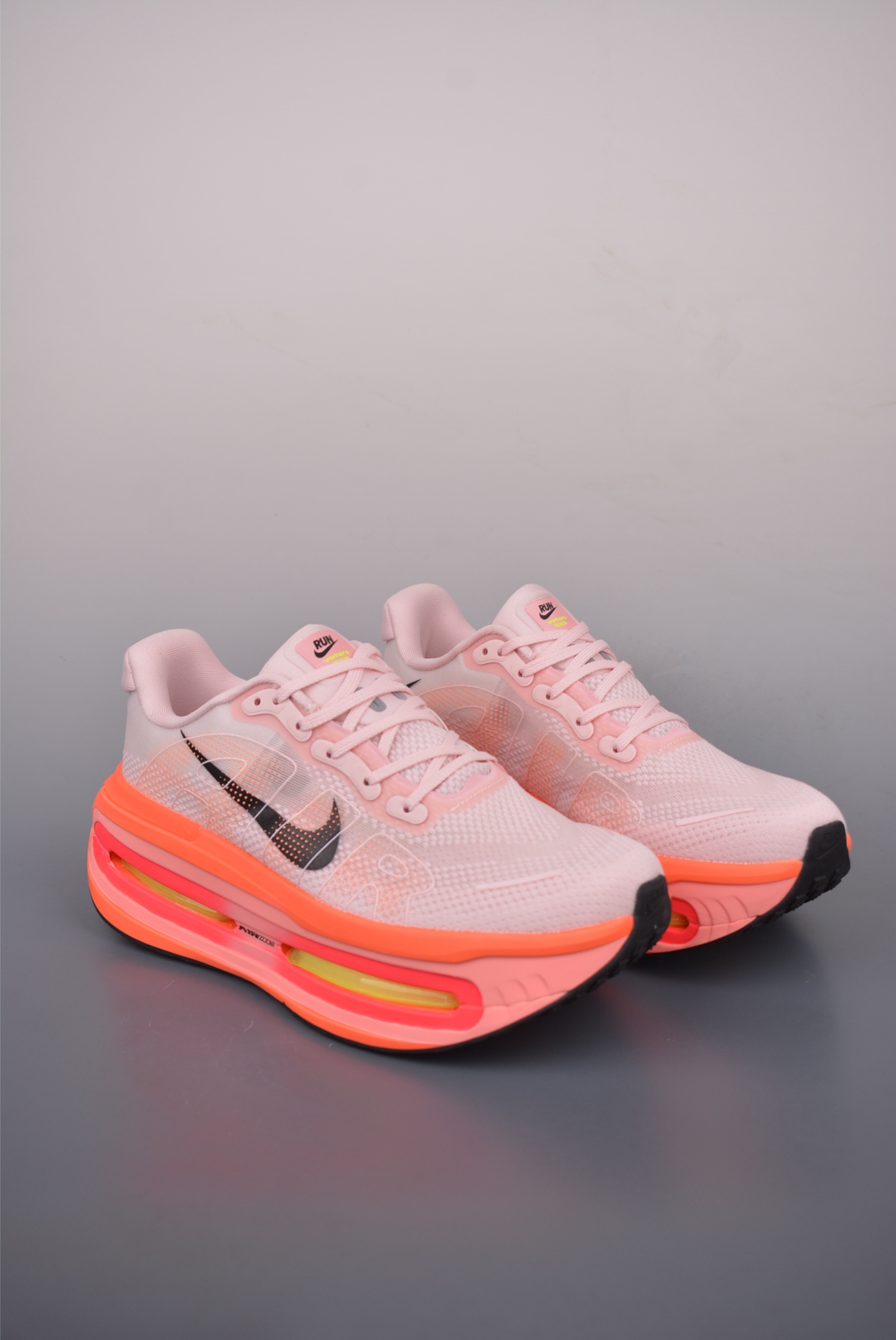 Nike Vomero Premium Air Cushion Running Shoes - Comfortable, Durable, and Stylish 1 i1753217587015 8866 0 0