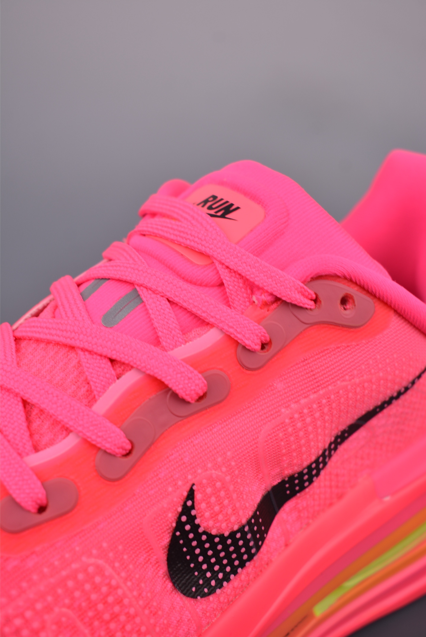 Nike Vomero Premium Air Cushion Running Shoes - Fashionable, Comfortable, and Durable 7 i1753217604442 6879 0 6