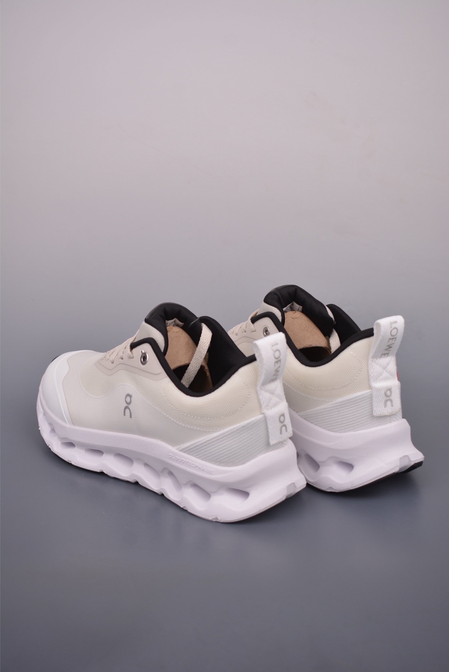Loewe Cloudtilt 2.0 White Running Shoes - Urban Outdoor Style 3 i1753218510995 3114 0 1