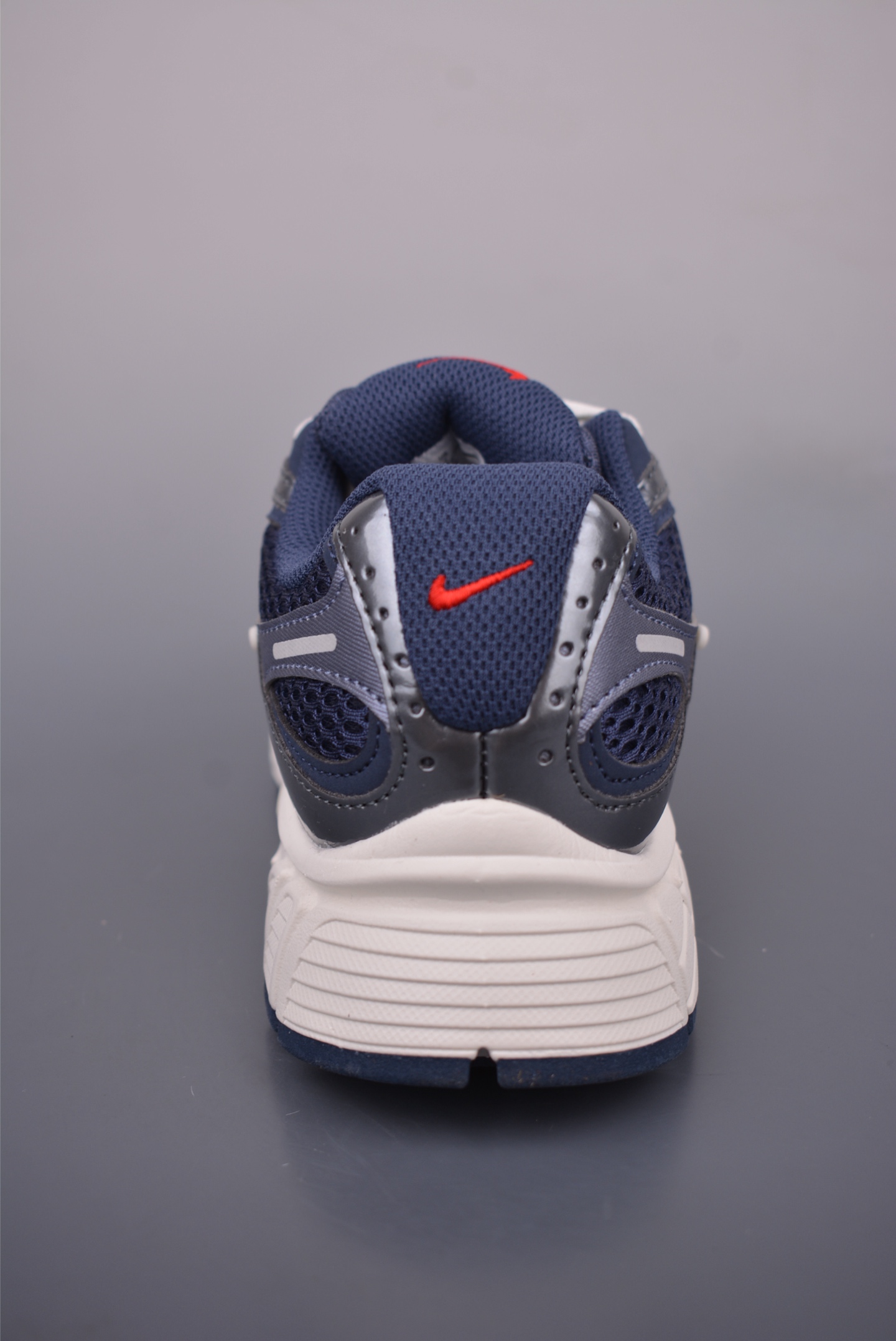 Nike V5 RNR Running Shoes - Low Top, Comfortable, Anti-Slip, Wear-Resistant 5 i1753222535092 4005 0 3