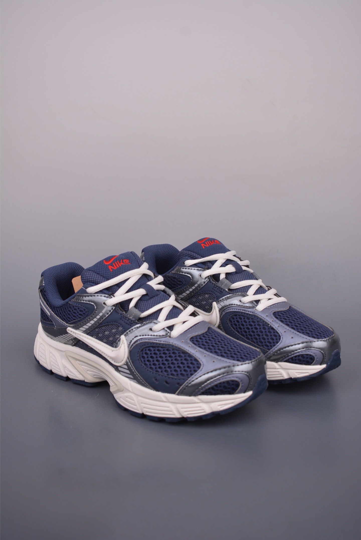 Nike V5 RNR Running Shoes - Low Top, Comfortable, Anti-Slip, Wear-Resistant 2 i1753222535132 1622 0 0