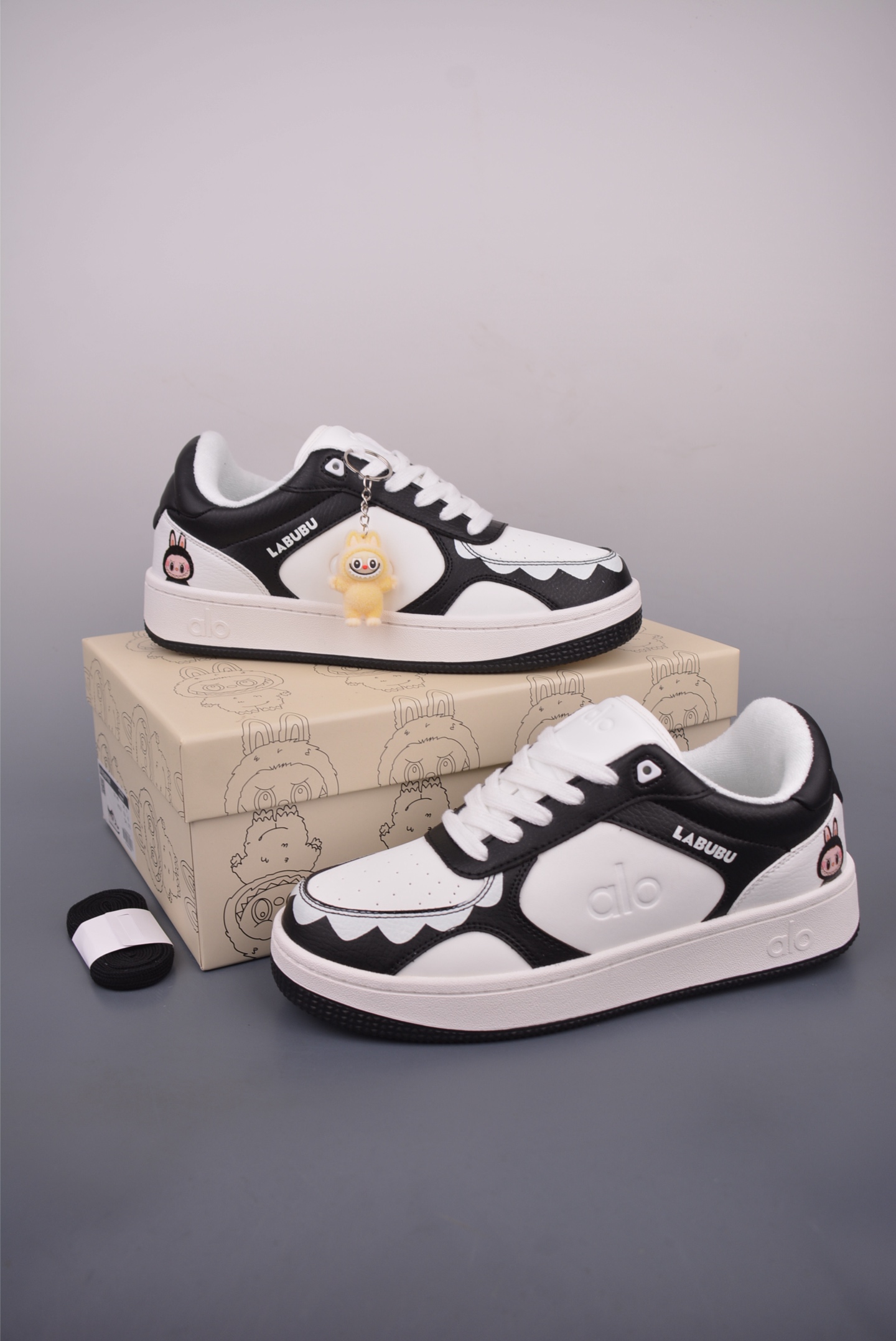 Alo Yoga Recovery Mode LABUBU Collab Low Top Sneakers - Comfortable and Stylish 6 i1753223506114 2632 0 4