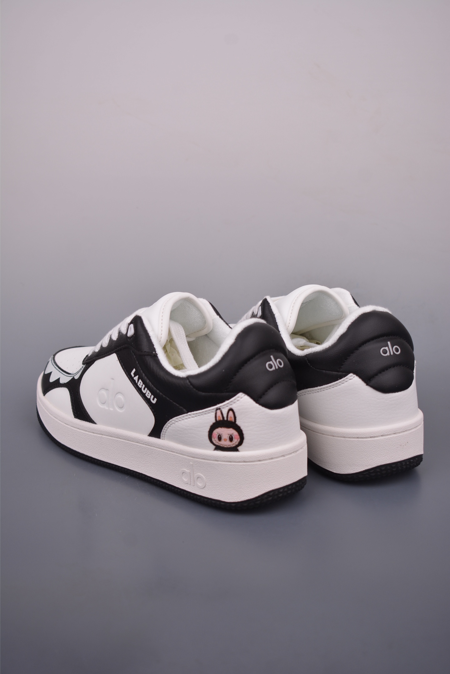 Alo Yoga Recovery Mode LABUBU Collab Low Top Sneakers - Comfortable and Stylish 3 i1753223507604 2902 0 1