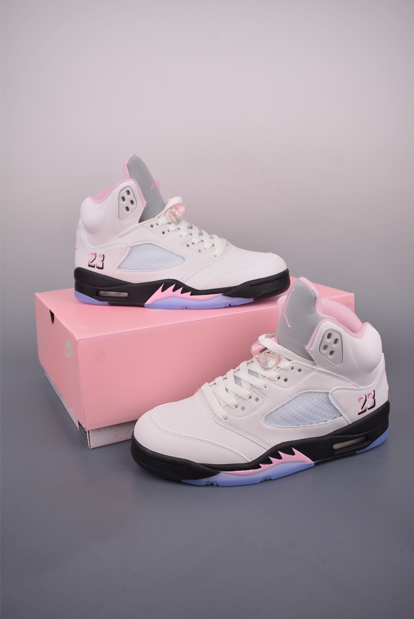 Air Jordan 5 Retro Medium Soft Pink White Black HQ7978 Sneakers 5 i1753223540761 4937 0 4