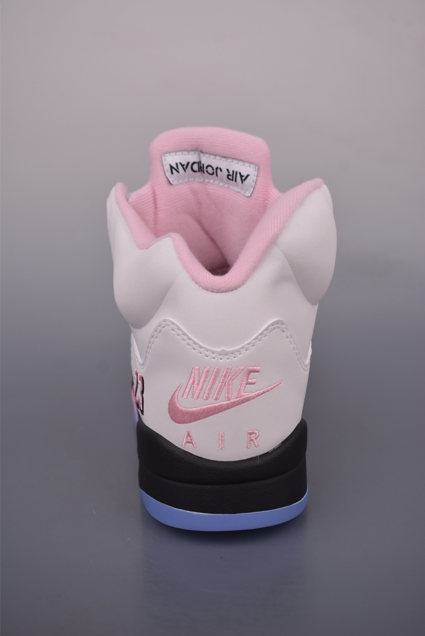 Air Jordan 5 Retro Medium Soft Pink White Black HQ7978 Sneakers 4 i1753223540781 8706 0 3