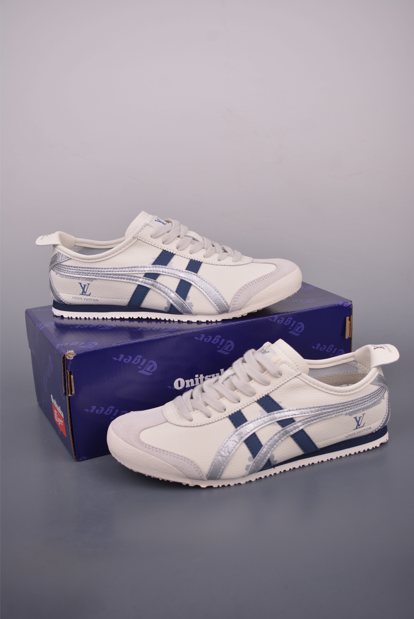 Onitsuka Tiger MEXICO 66 Cream/Navy Leather Sneaker - Louis Vuitton Edition 6 i1753223686469 7507 0 4