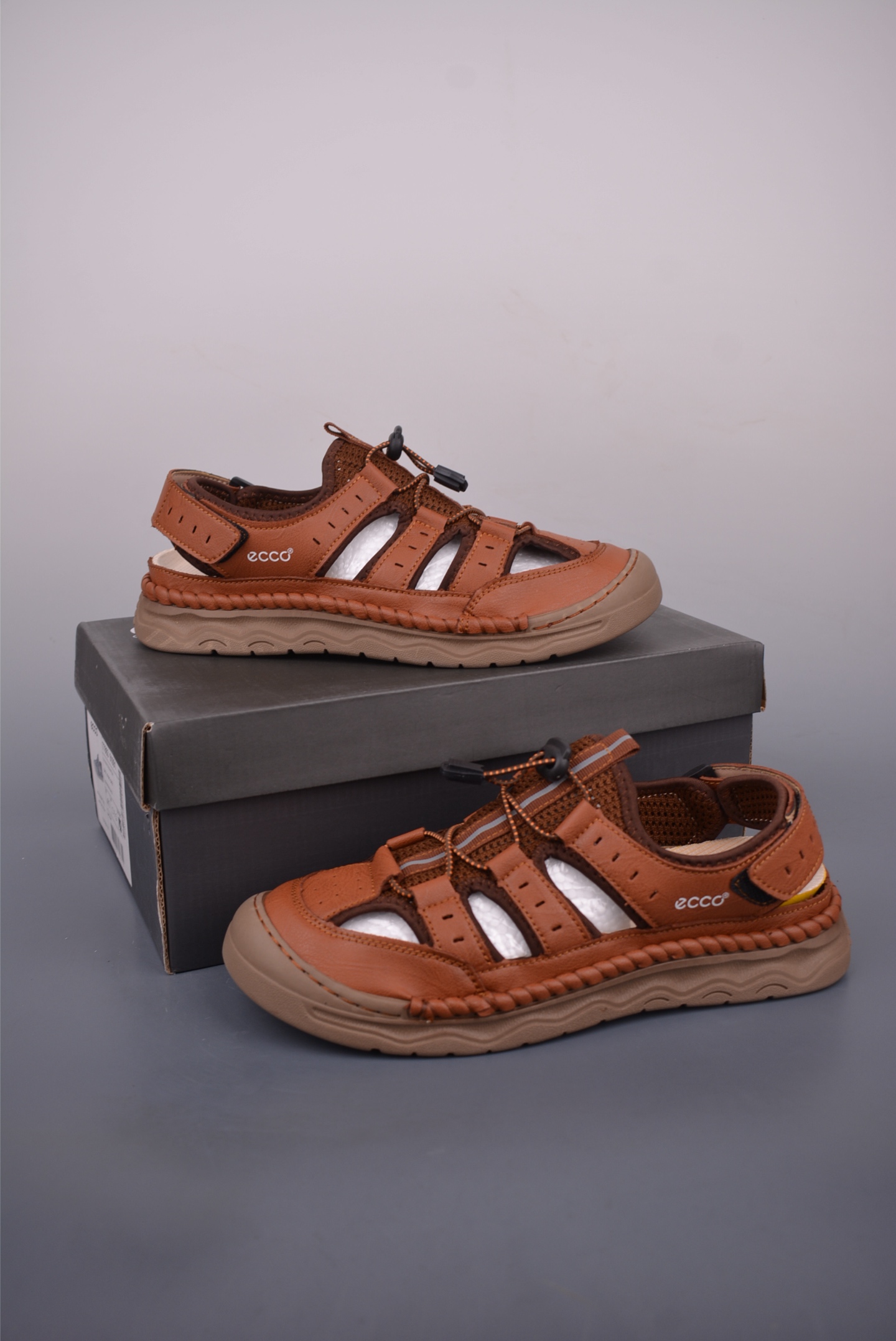 Ecco Men's Outdoor Leather and Mesh Sport Clog Sandal, Breathable and Comfortable 5 i1753223721495 9239 0 4