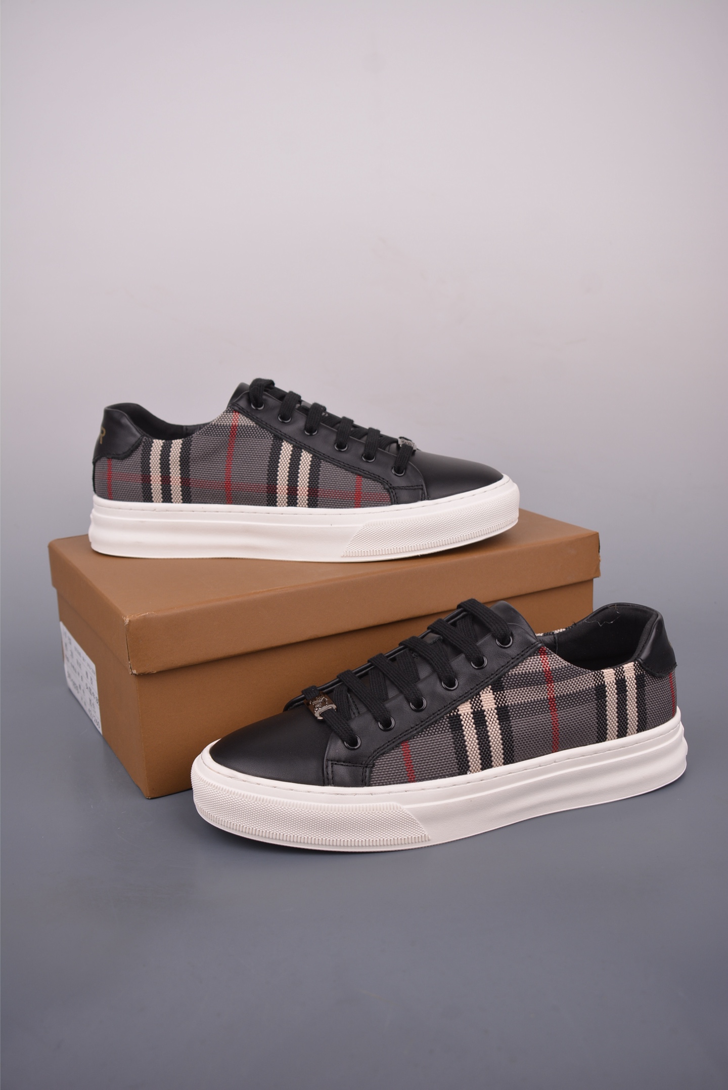 Burberry Classic Check Leather Low-Top Sneakers Casual Shoes Fashion 5 i1753224020083 9472 0 4