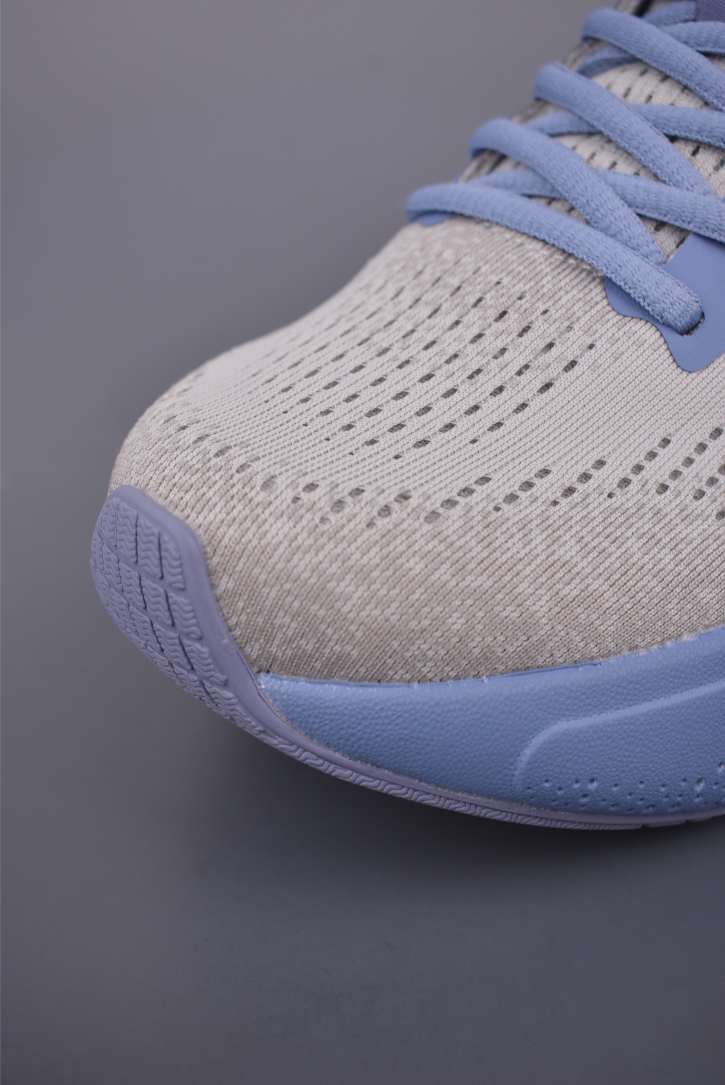 Brooks Ghost Max 2 Running Shoes - Lightweight, Breathable, and Cushioned 7 i1753224387406 6654 0 5