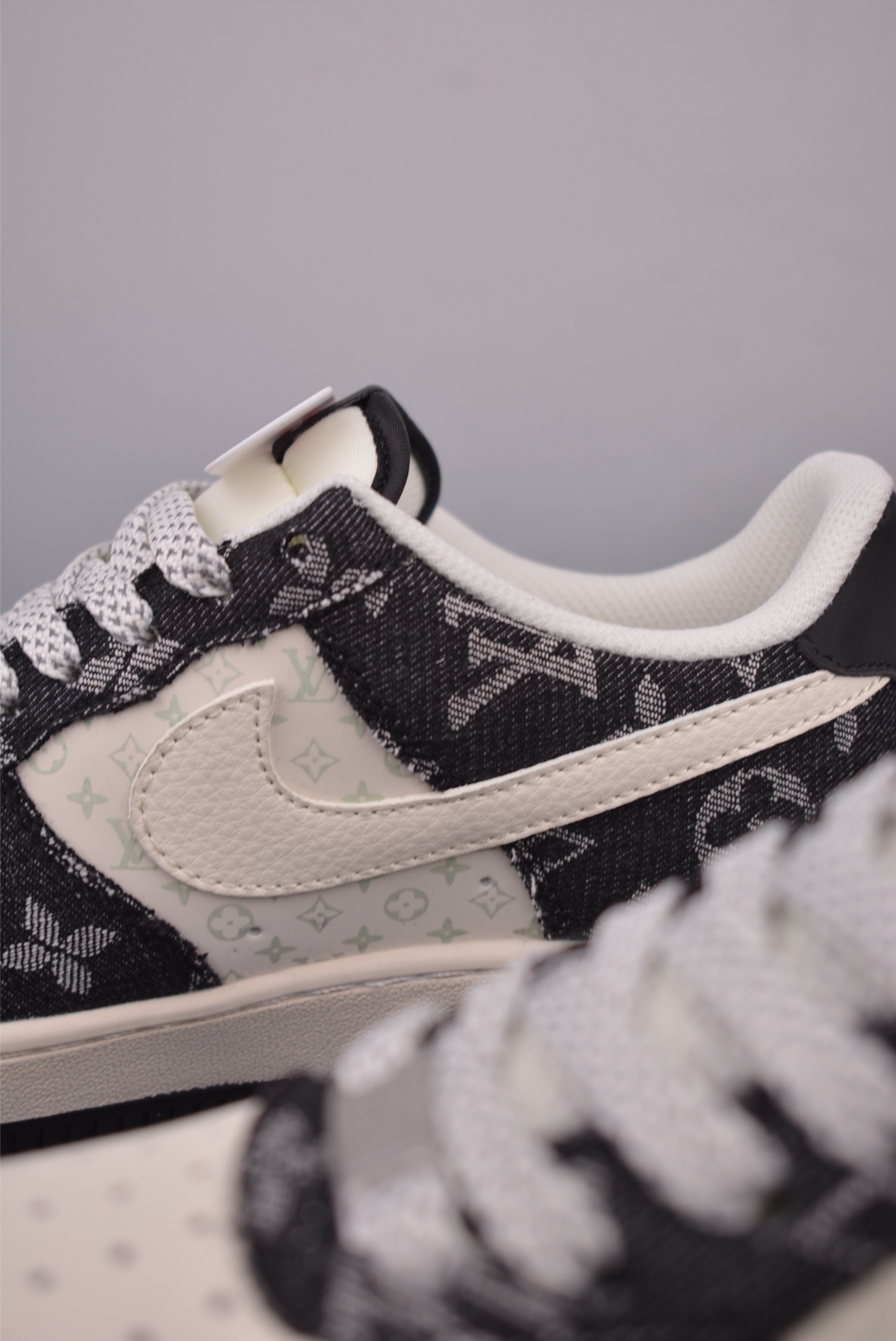 Nike Air Force 1 Low Louis Vuitton Sneakers - Limited Edition Design 8 i1753308565916 7694 0 7