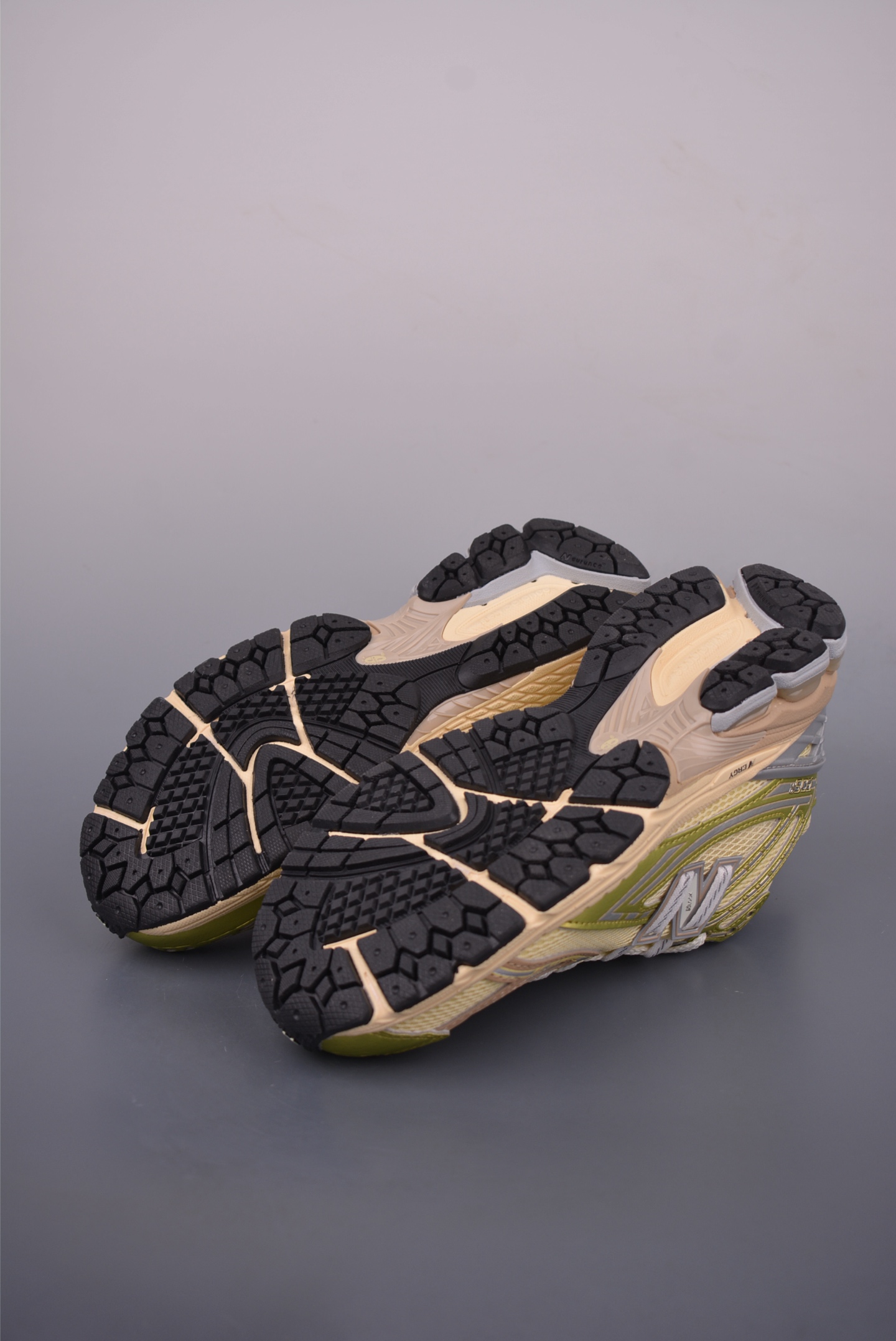 New Balance 1906RND1626 Retro Dad Shoes - Stylish and Comfortable Sneakers 4 i1753309318870 1798 0 2
