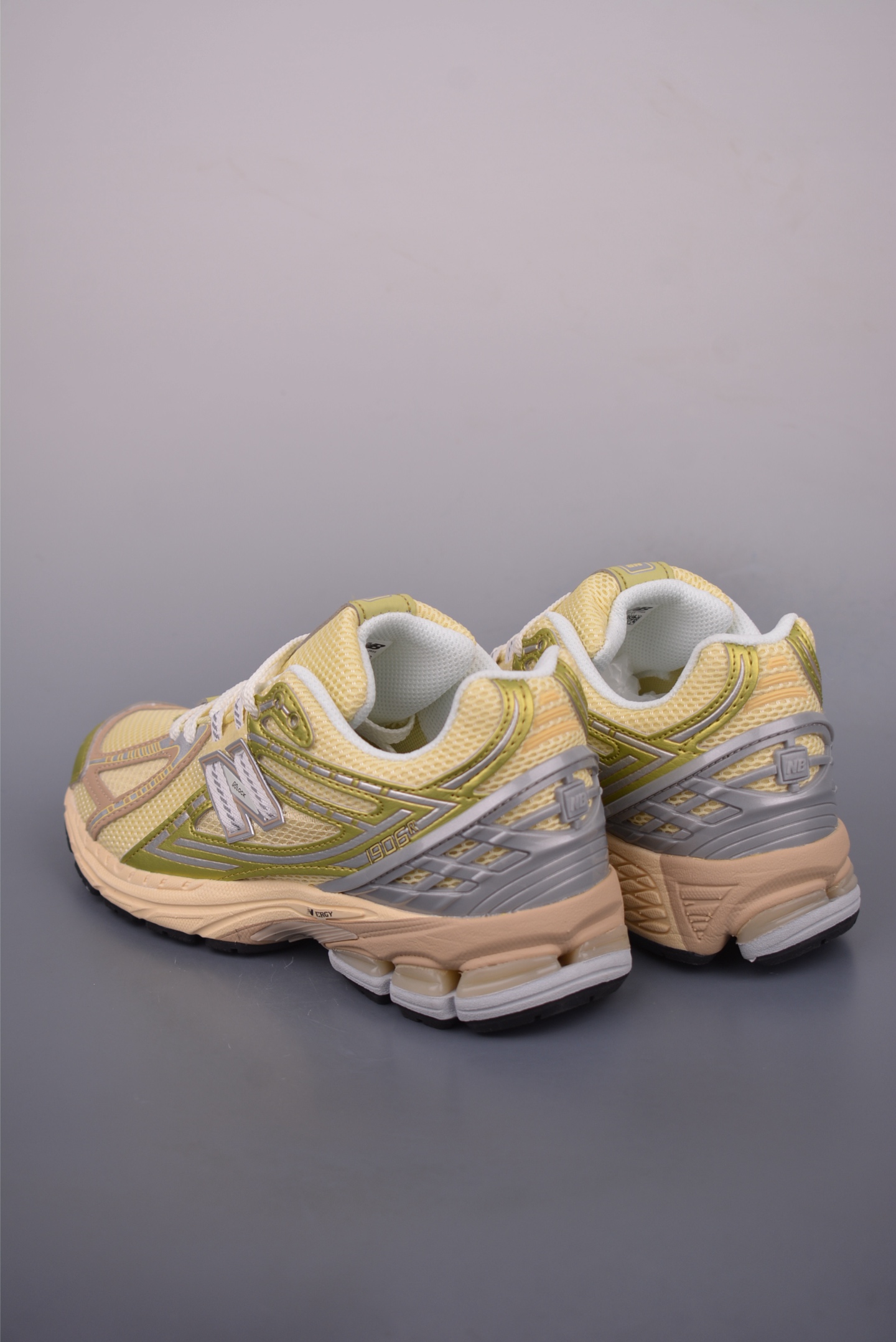 New Balance 1906RND1626 Retro Dad Shoes - Stylish and Comfortable Sneakers 3 i1753309318906 1923 0 1